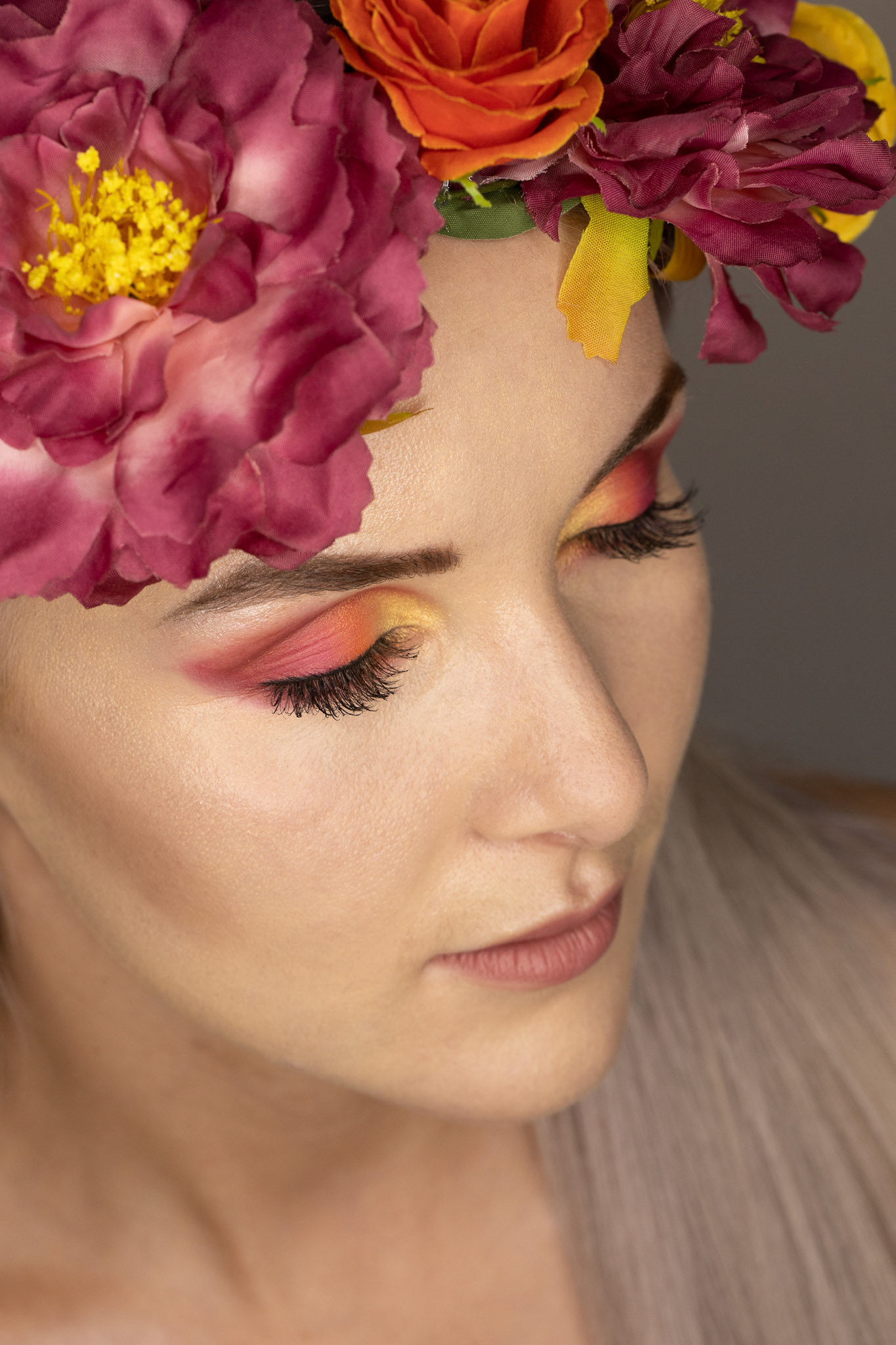 MUA:Nadia