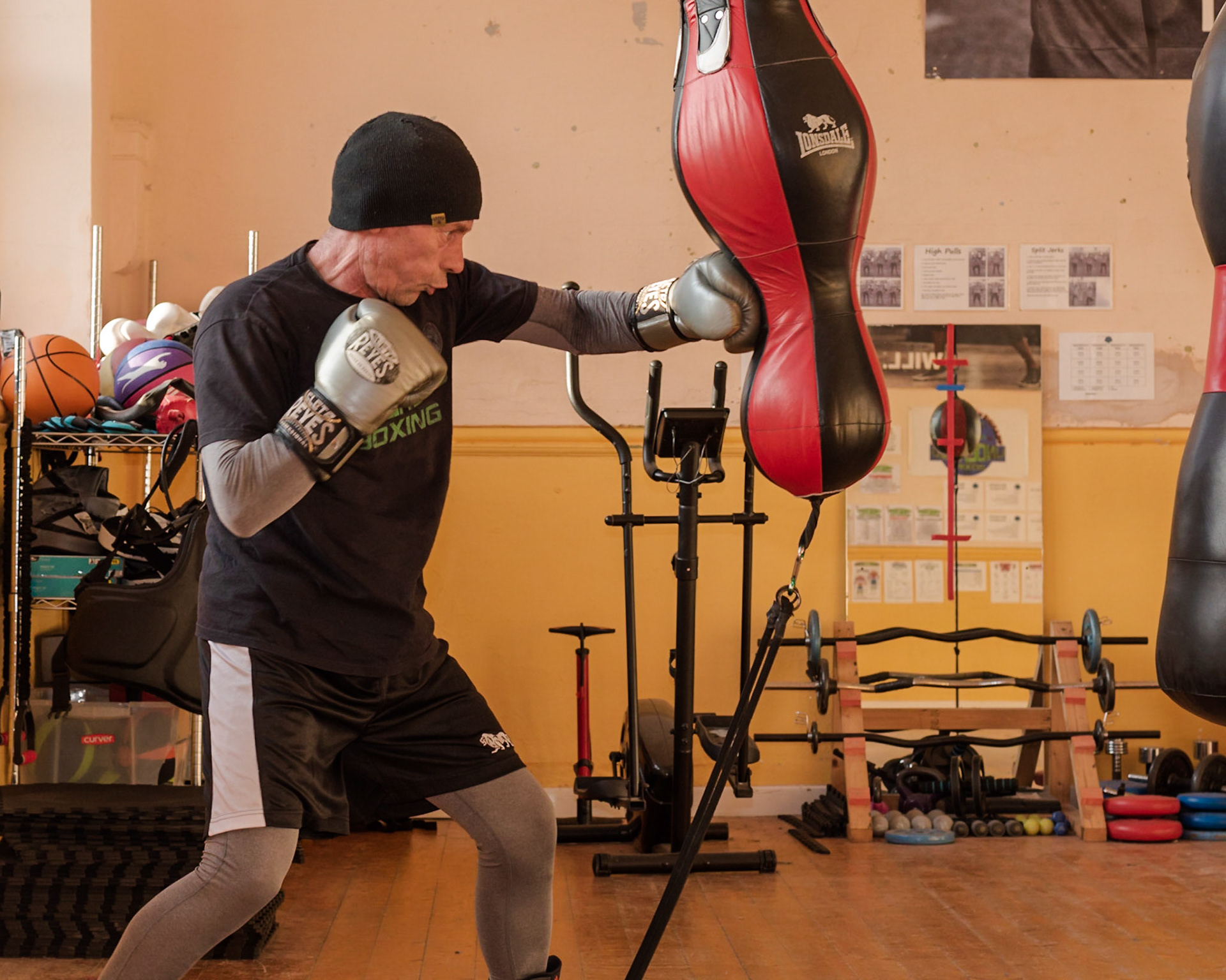 landing the lead hand to the body.