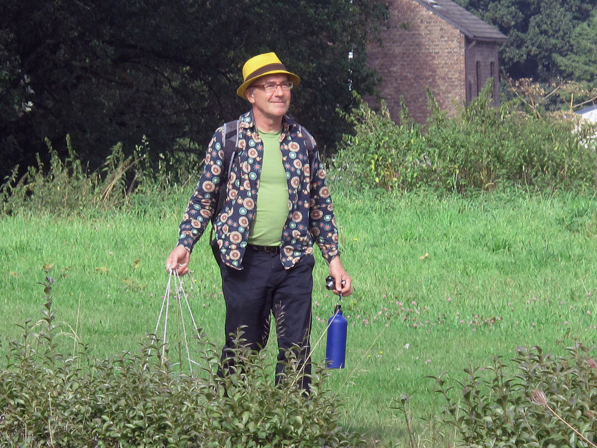 Simon carrying the boat and water