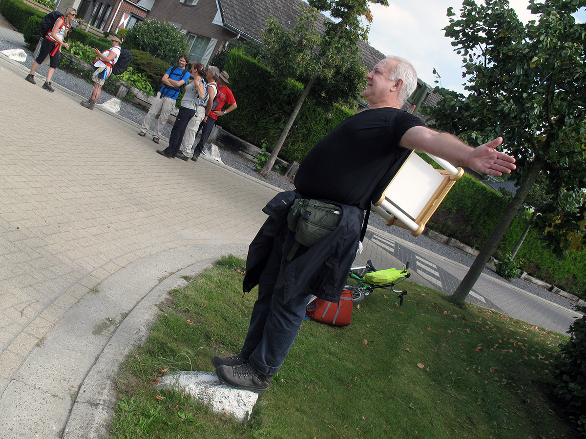 Phil carrying the plinth