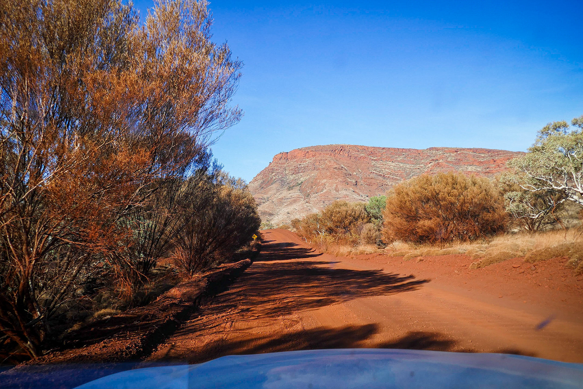 Approaching Mt Nameless, Karijini NP
