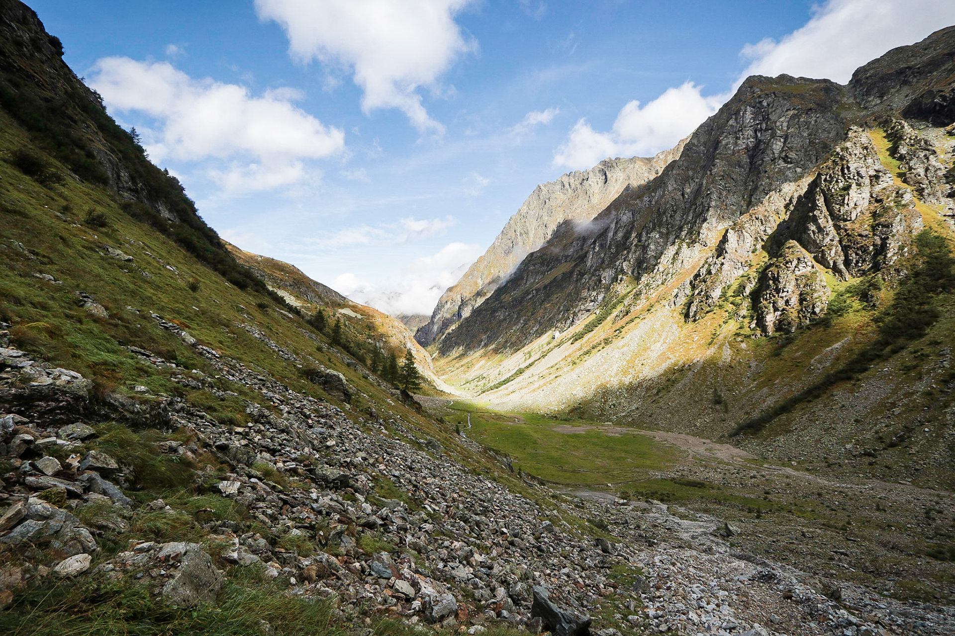 Approaching Gollinghütte
