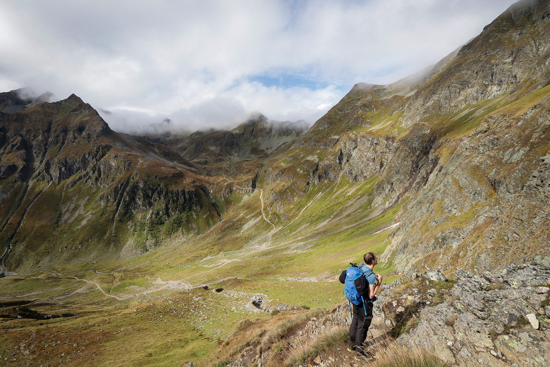 Climbing to Gollingscharte