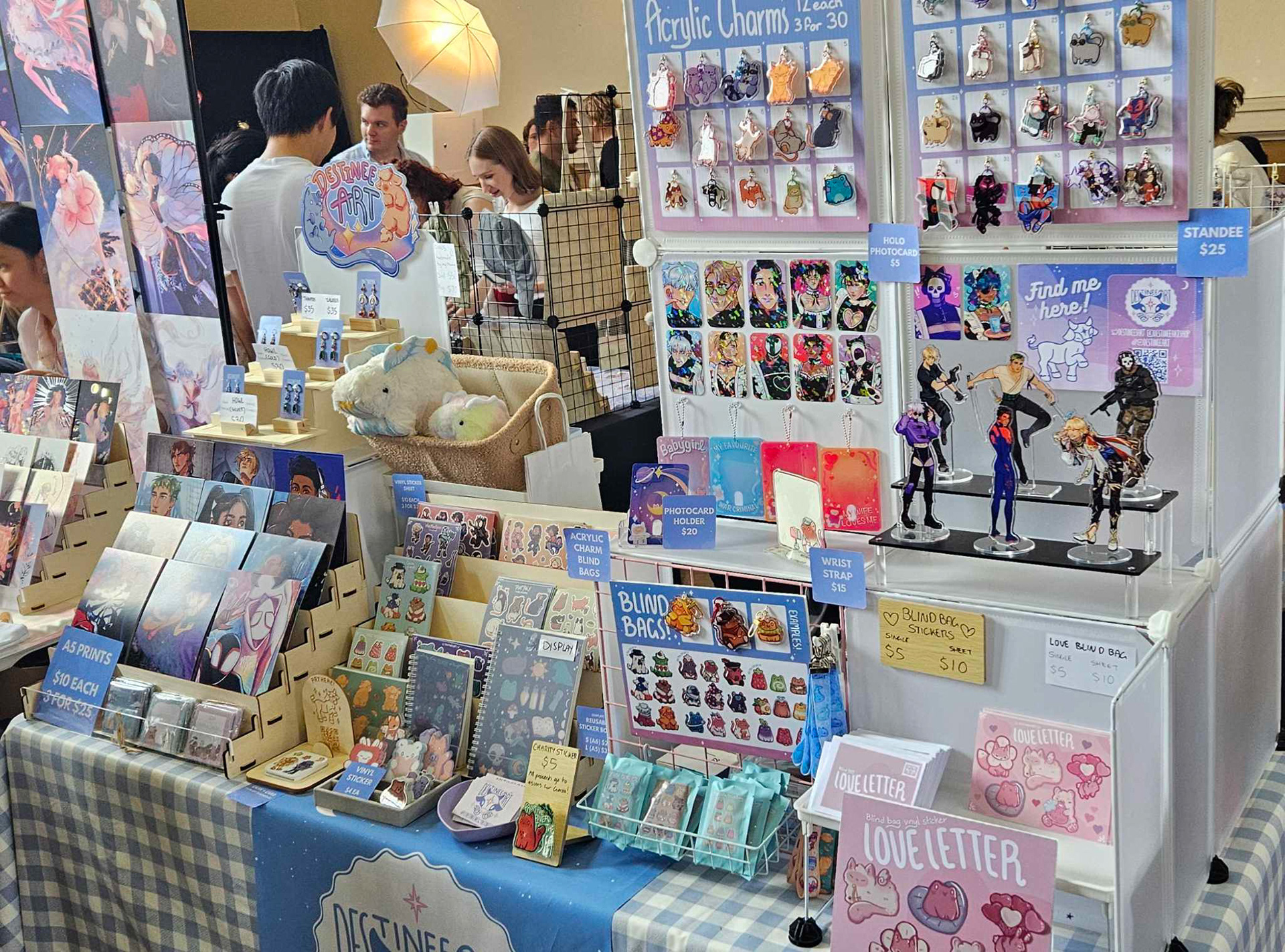 Momo art market
