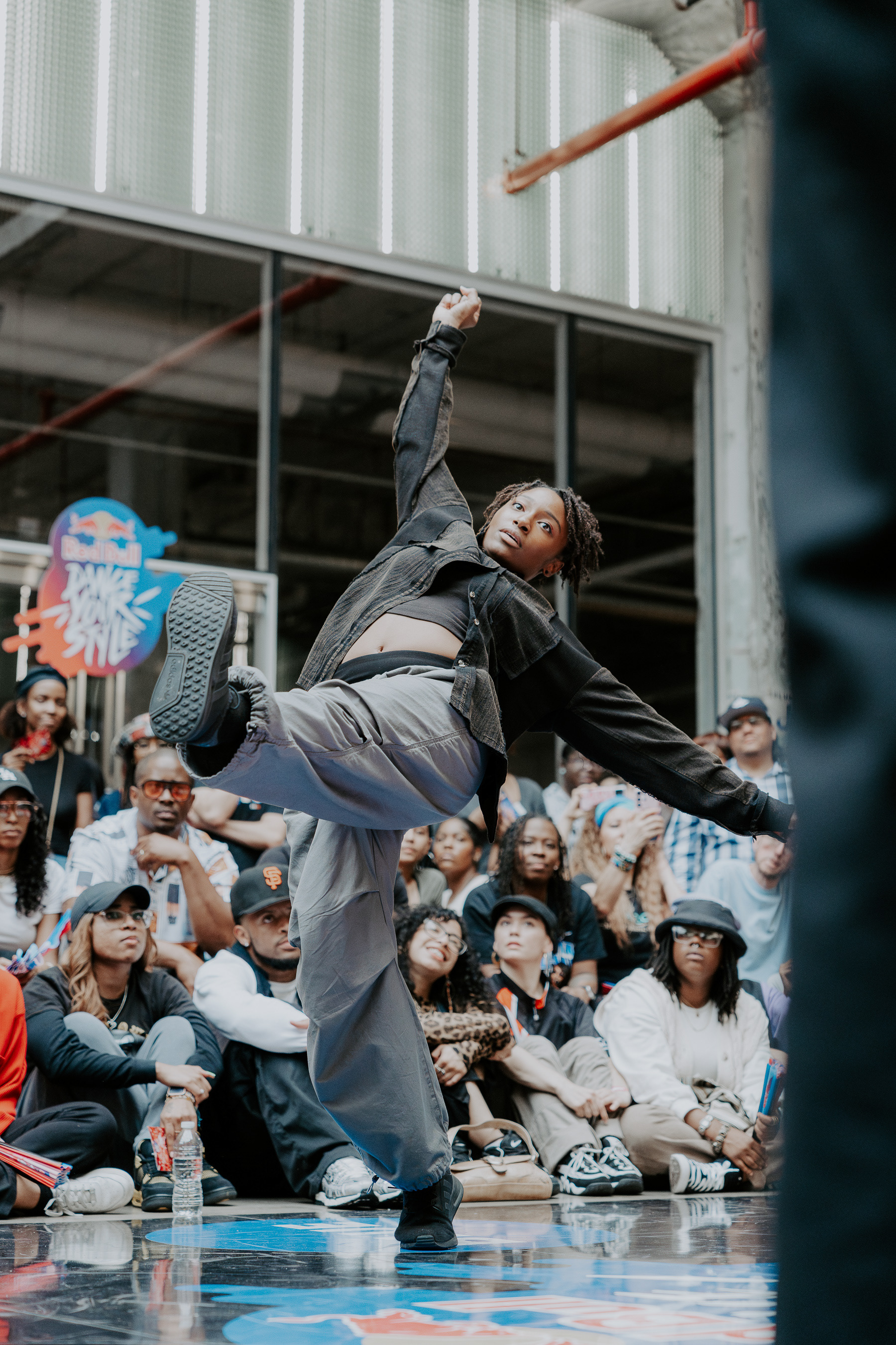 Dancer: OMJEIA