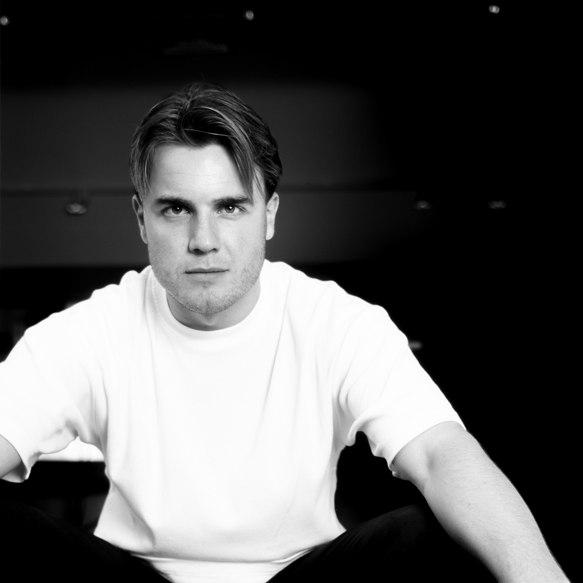 Gary Barlow, Manchester, 1999