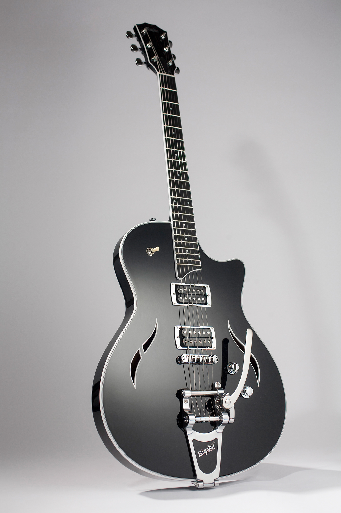 Guitar Buyer Magazine, 2005