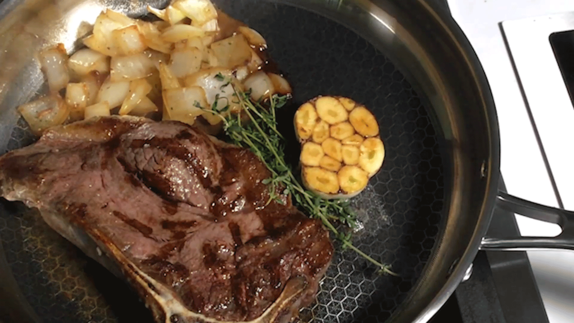 Used for Sizzling Home Page Image on Inducore Cookware Website