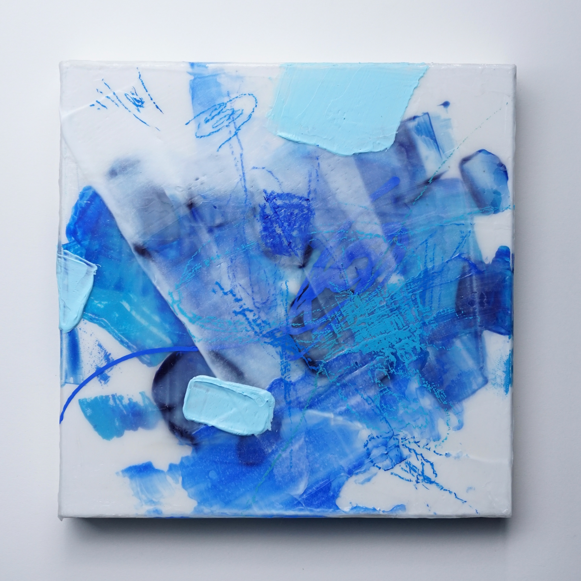 「update」/ 300×300mm Acrylic paint , Medium , Oil pastel , Canvas (2021)