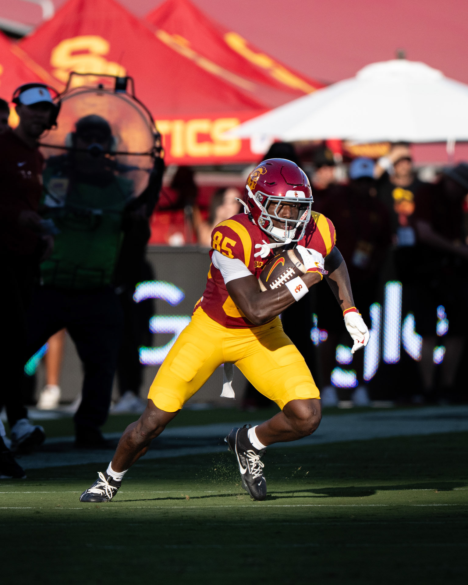 USC's Tron Baker (#85/WR), 2026 CFB Season.