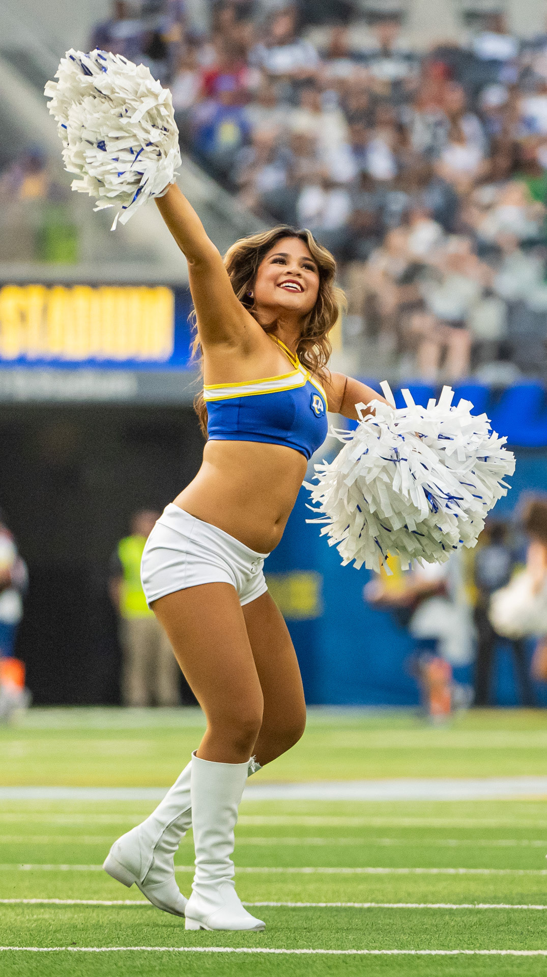 LA Rams Cheer. 