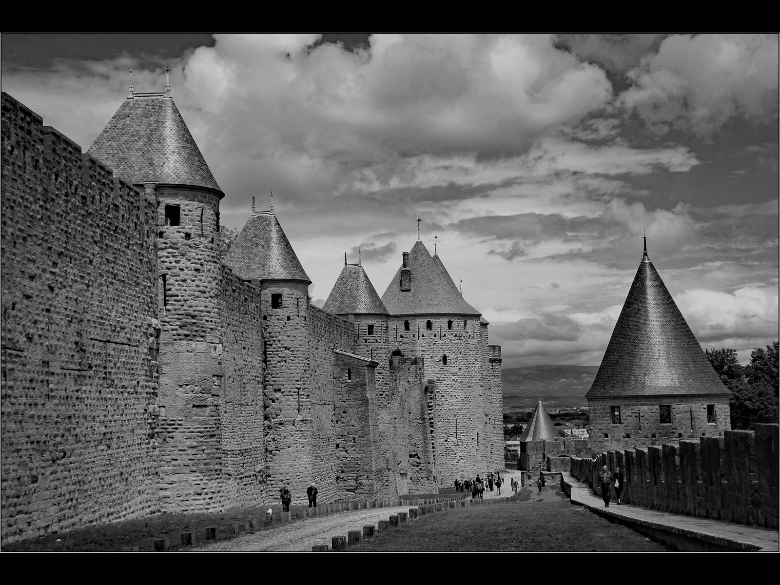 3rd INT - Past Glories - Glenda Taylor