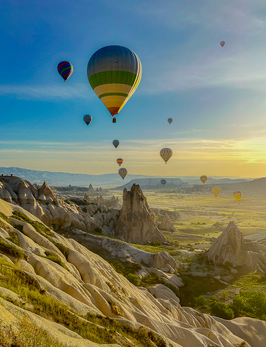 4th - Balloons Over Love Valley - Carol Clark