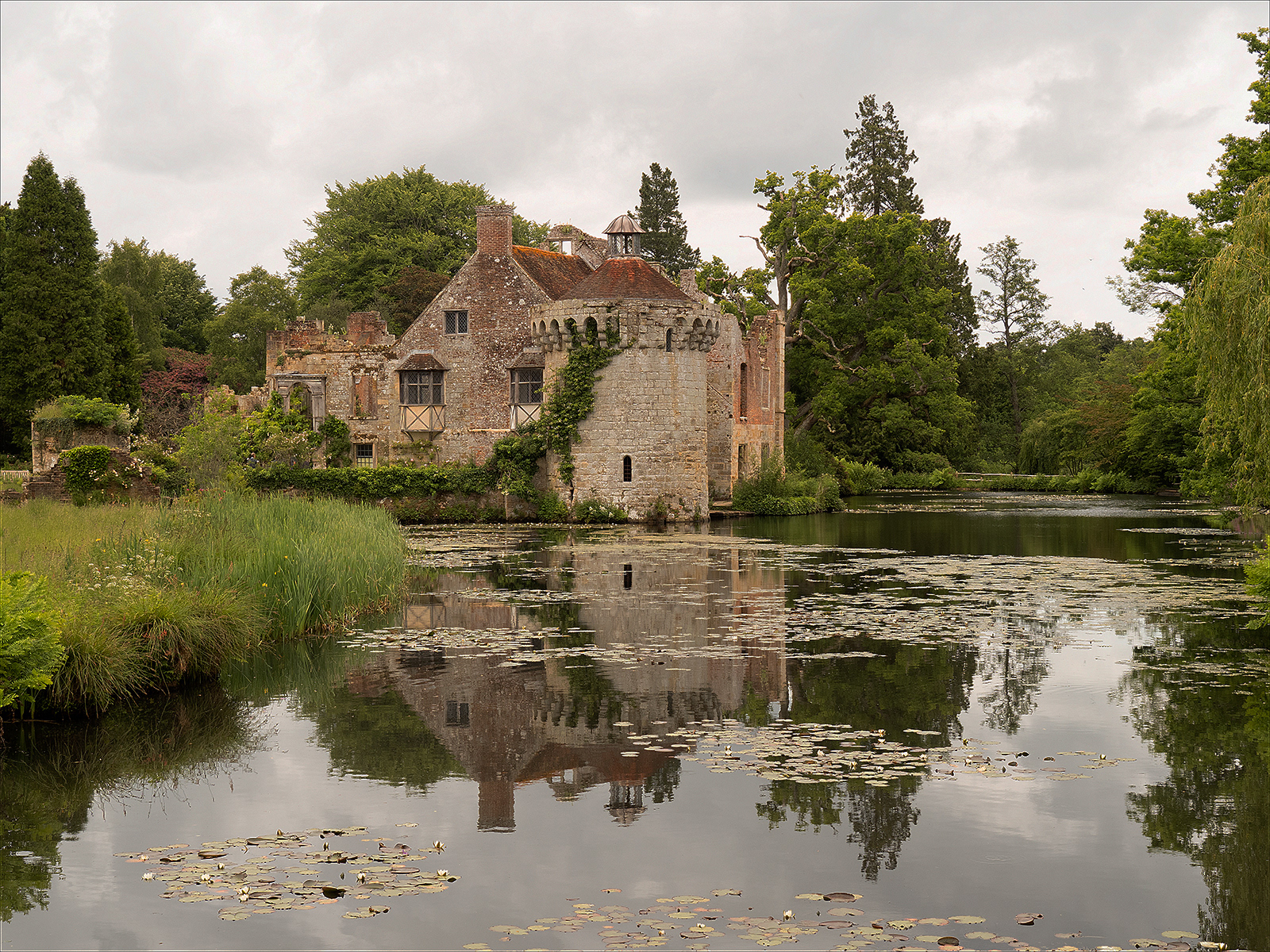 Scotney Castle