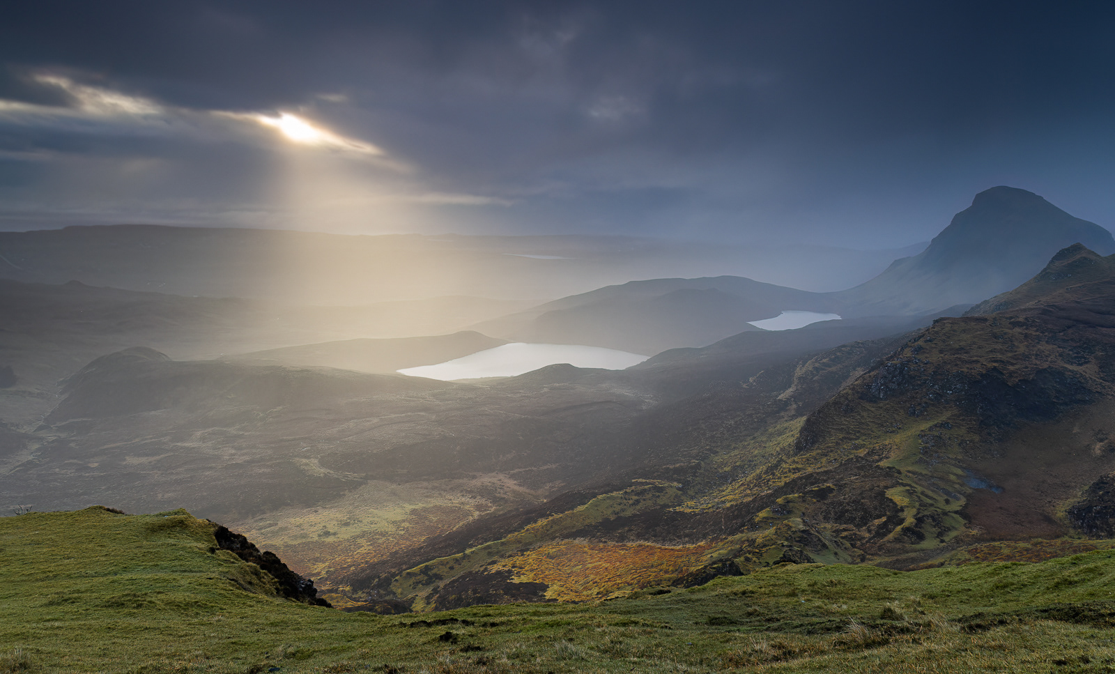 HC - Early Morning Quiraing - Ian Petch