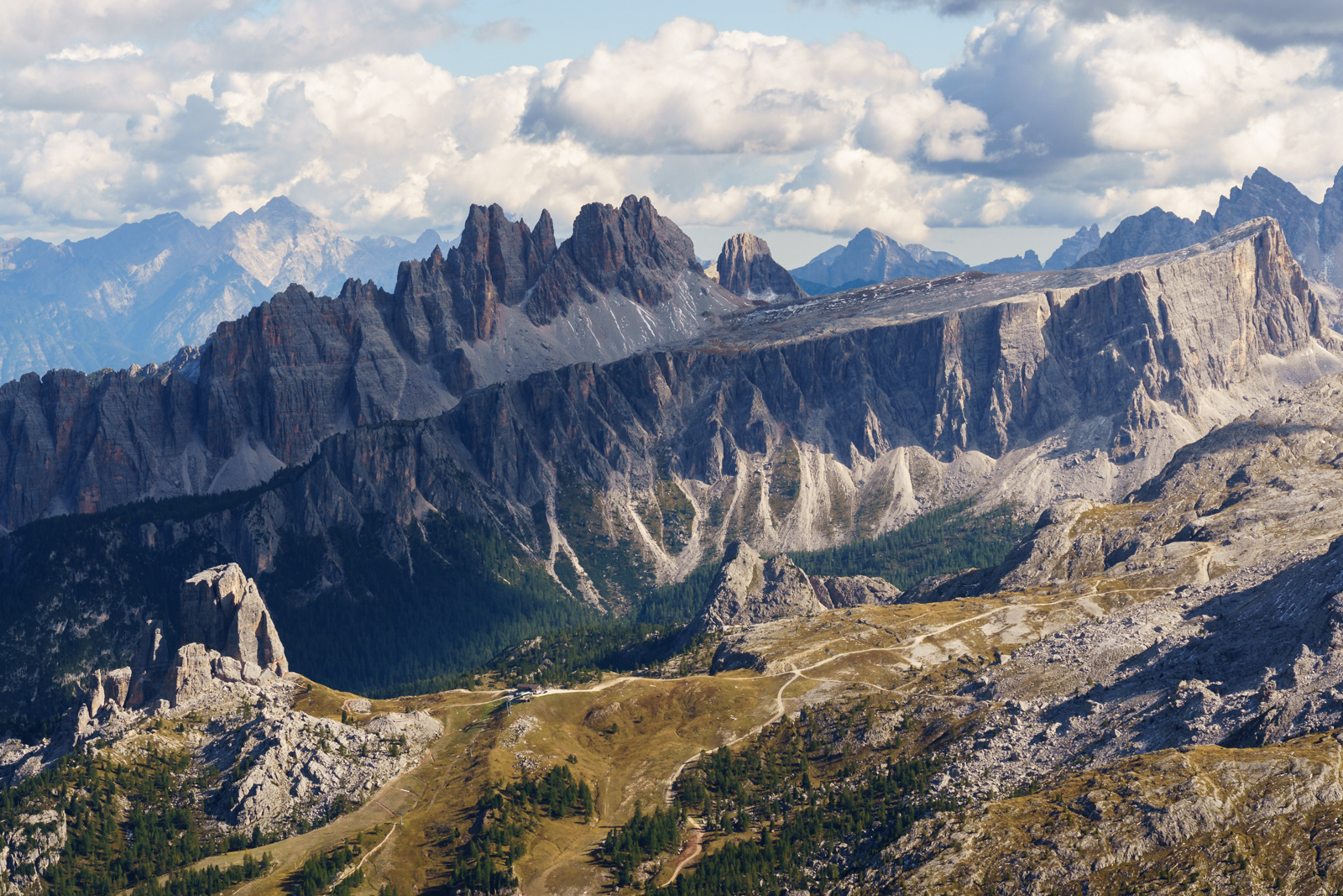Majestic Dolomires