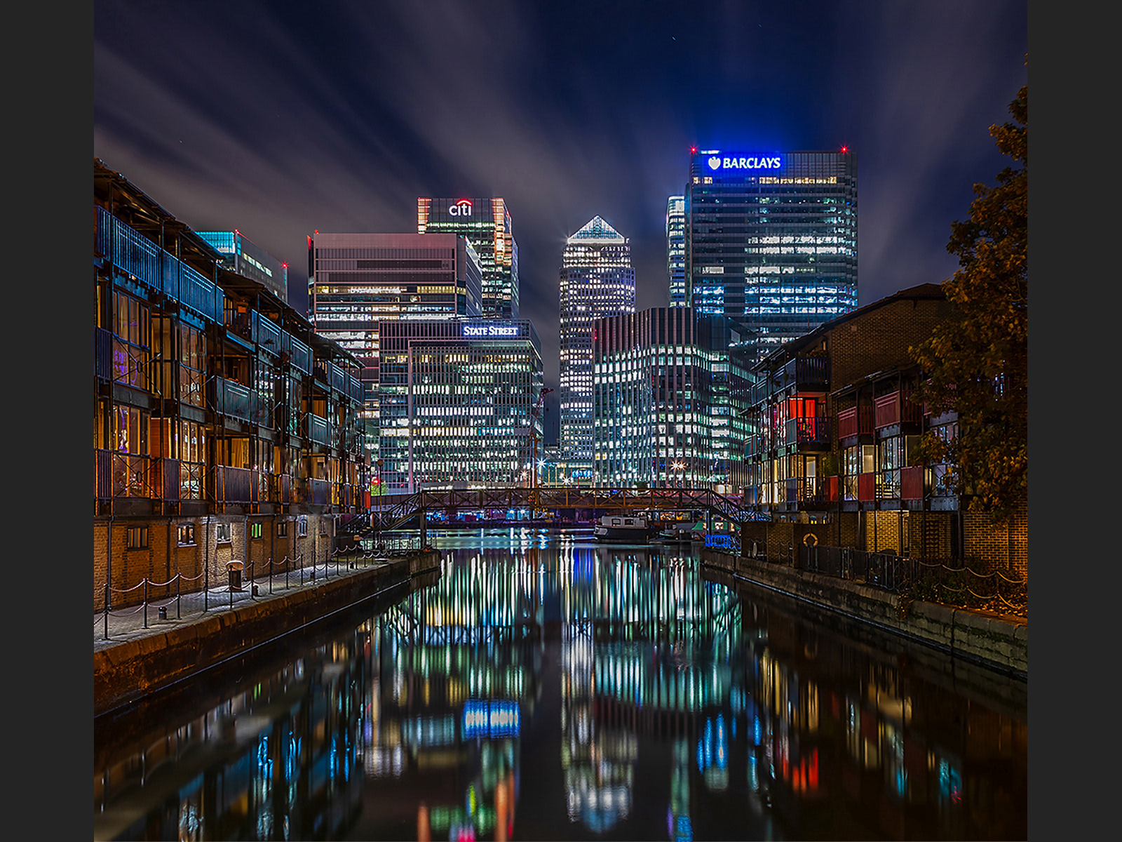 Poplar Dock Cut, Canary Wharf
