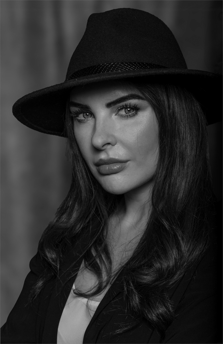 HC - Alice - Charles Phillips