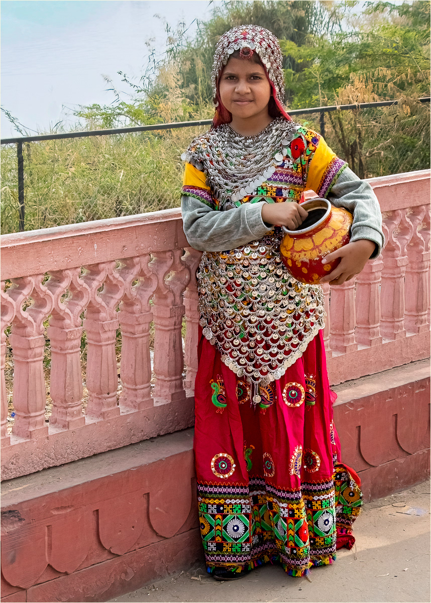 3rd INT - Young Hindu Girl, Jaipur, India - Glenda Taylor