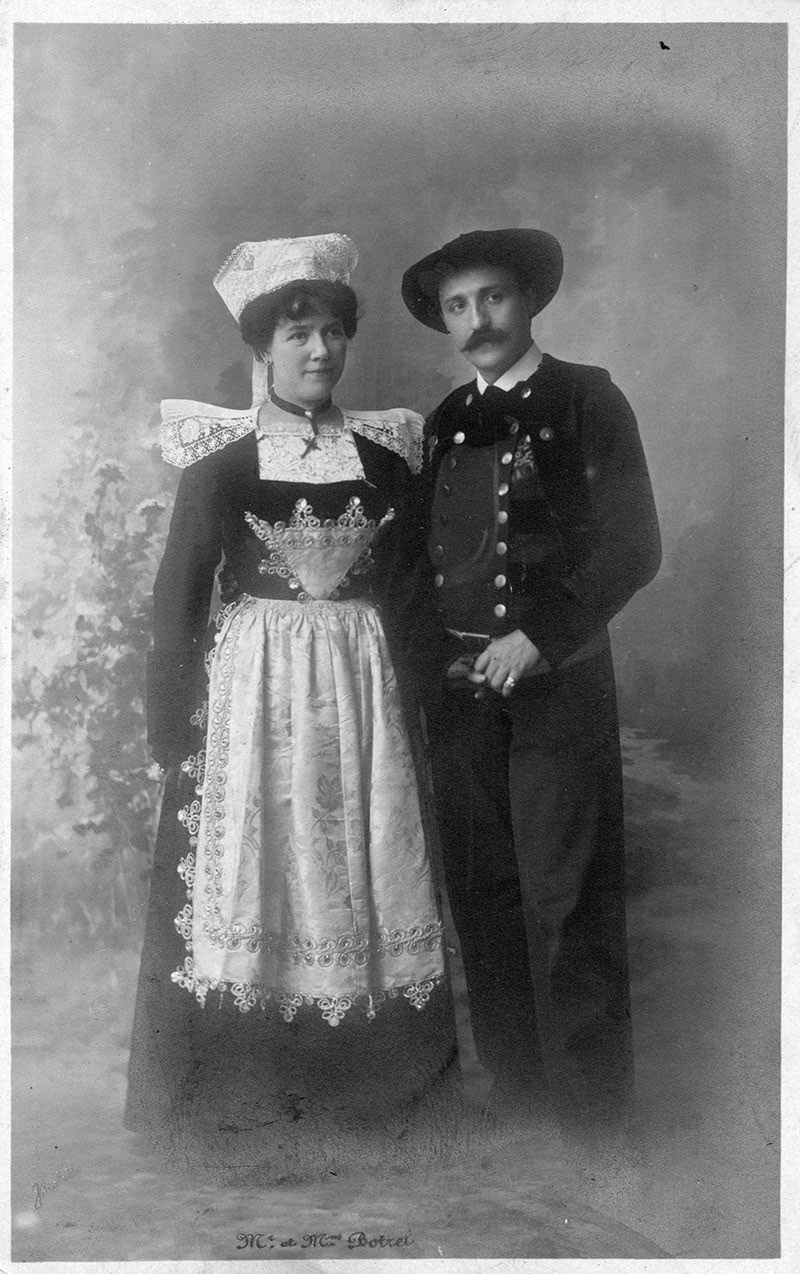 Théodore Botrel et son épouse