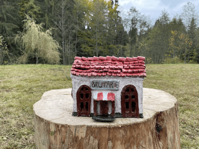 - selection of clay works created for "Good Village, Bad Village" installation // 2021 -