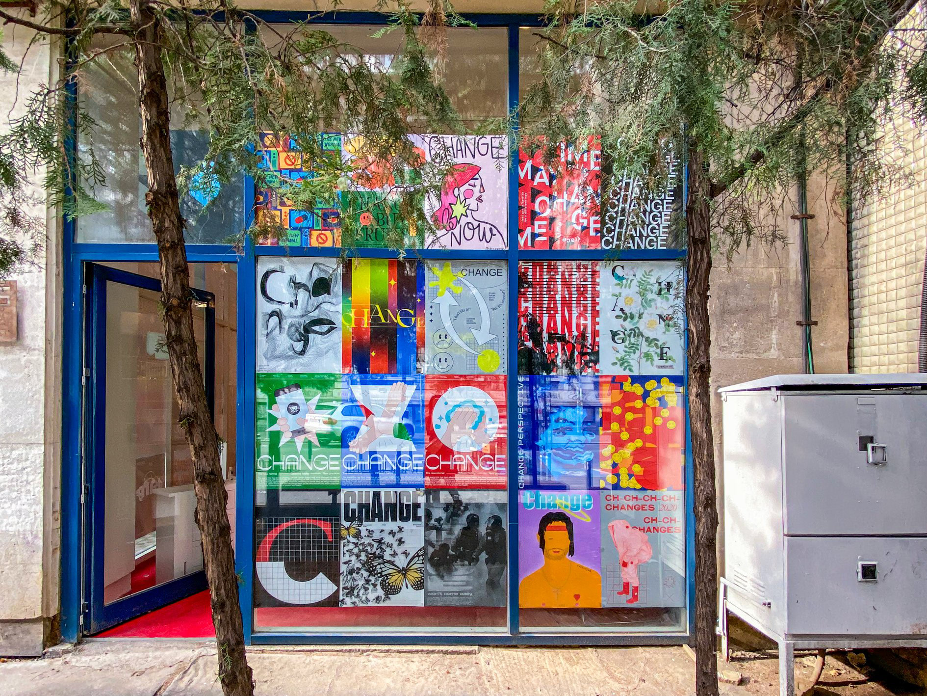 - 25M2 x PosterJam Showcase @ Romanian Design Week// source: PosterJam facebook -