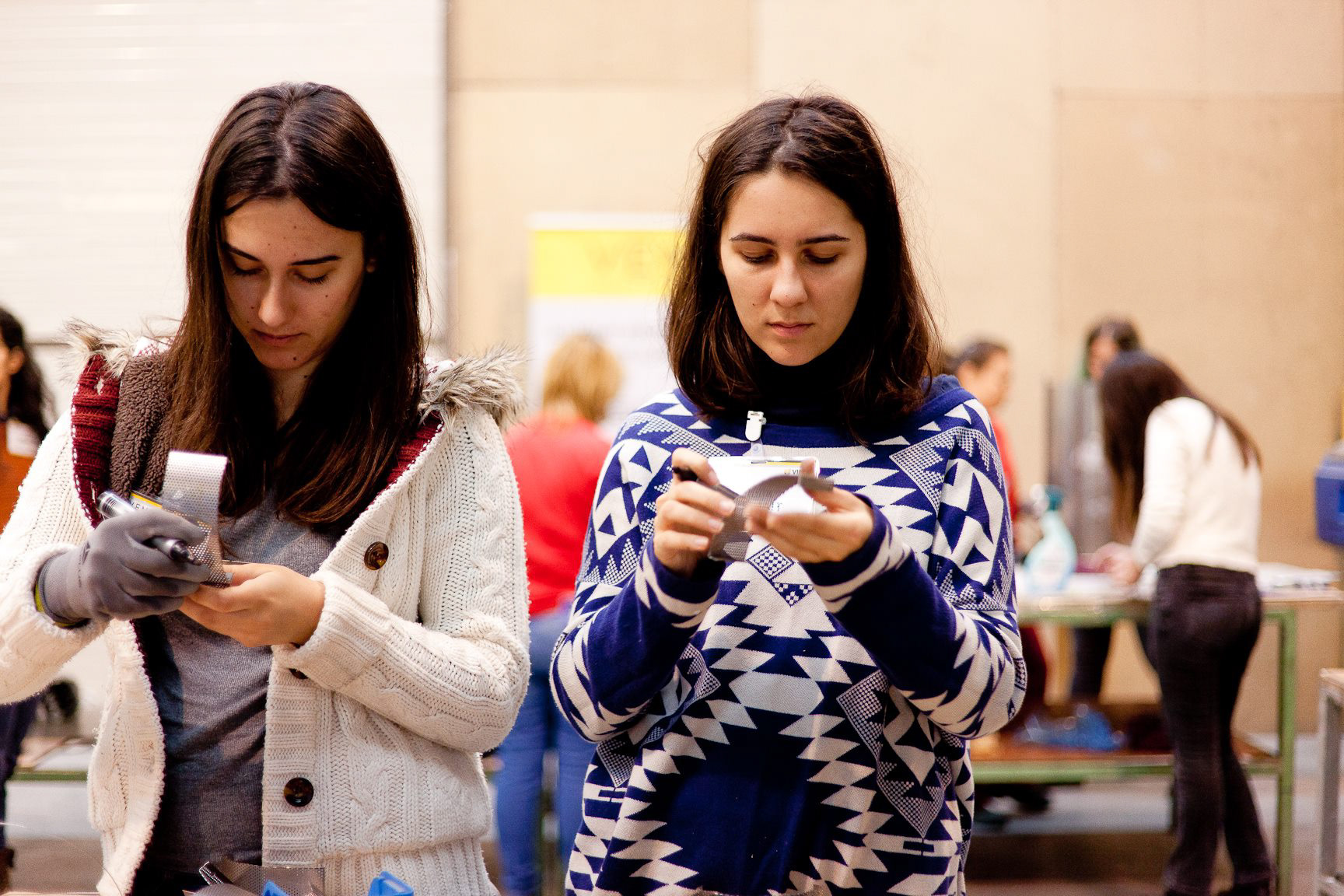 - Ioana Capota & Iulia Panait @ GREEN LAMPS workshop -