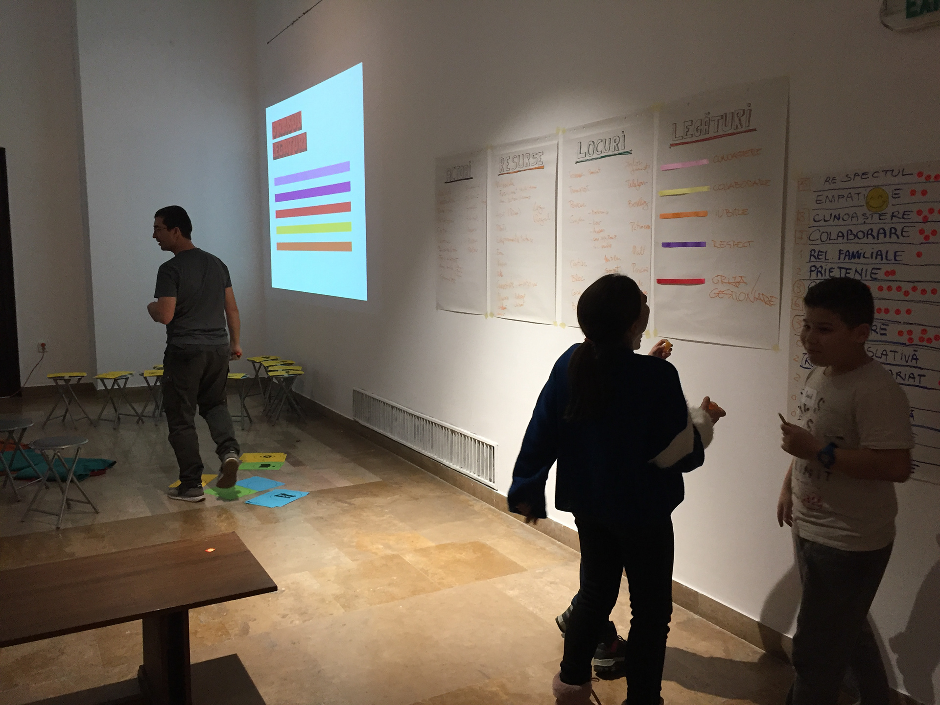 - studioBASAR: assistant @ National Museum of Art architecture workshop for children -