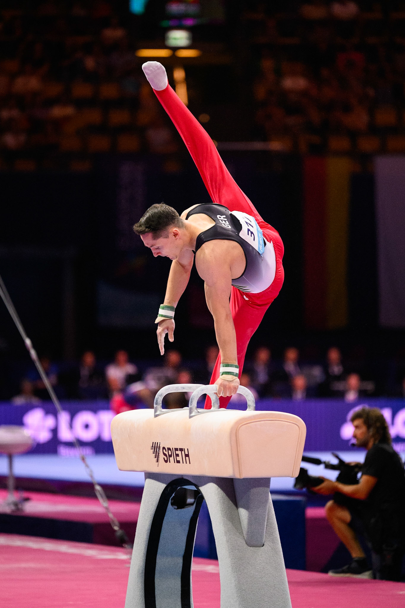 European Championships 2022, All-around Competition, Pommel HorseDepicted: Andreas TobaPhoto taken in Munich, DEU on 2022-08-18Photo credits should read: Norman Seibert, CC BY-SA 4.0NIKON Z 9, NIKKOR Z 70-200mm f/2.8 VR S¹⁄₁₆₀₀ Sek. bei ƒ / 2,8File: DSC_5292.NEF