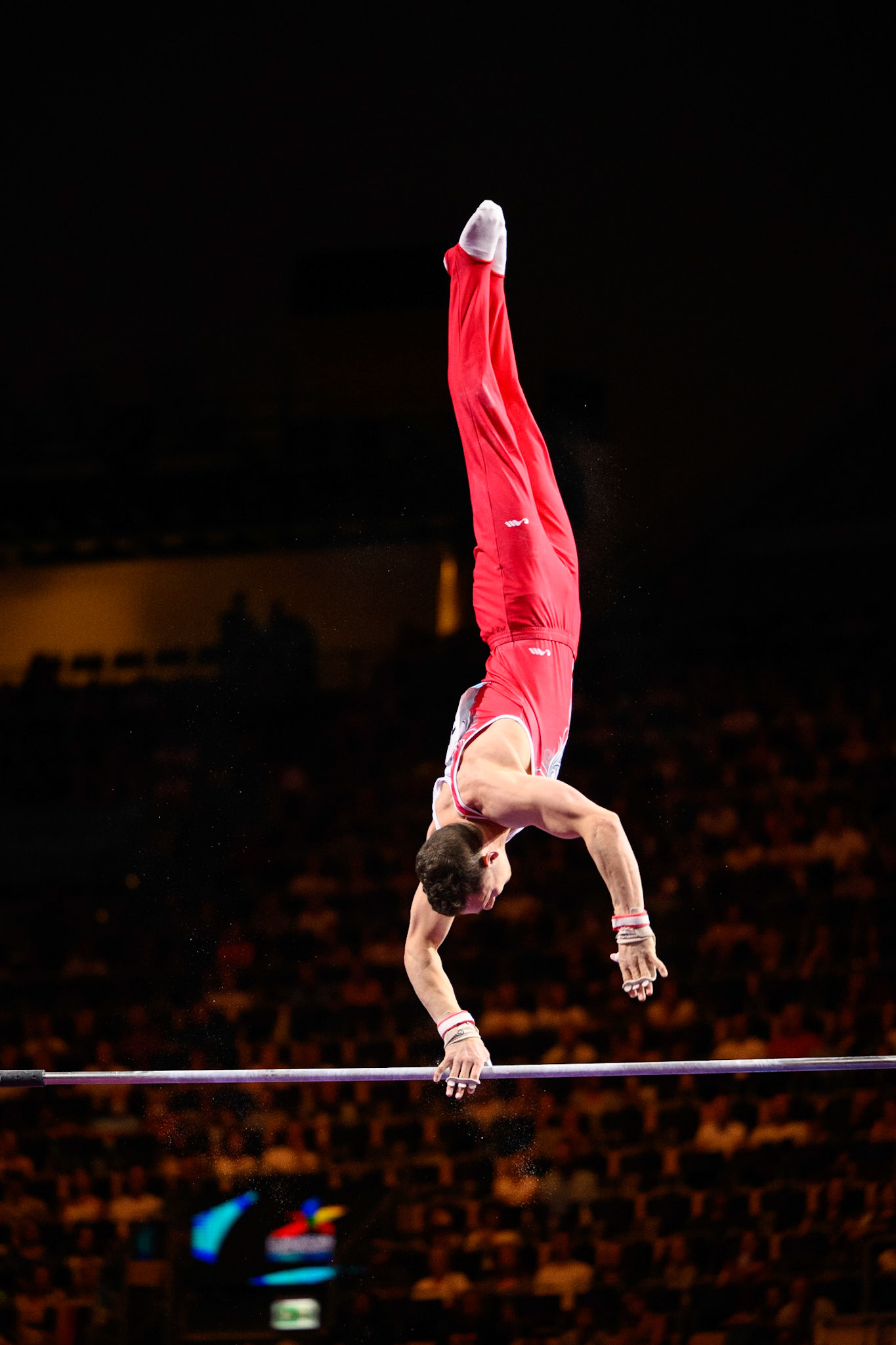 European Championships 2022, Apparatus Final, Horizontal BarDepicted: Noe SeifertPhoto taken in Munich, DEU on 2022-08-21Photo credits should read: Norman Seibert, CC BY-SA 4.0NIKON Z 9, NIKKOR Z 70-200mm f/2.8 VR S¹⁄₁₆₀₀ Sek. bei ƒ / 2,8File: DSC_9098 2.NEF