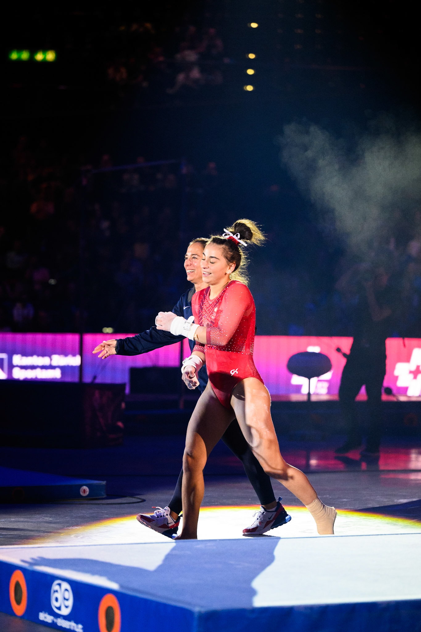 Swiss Cup Zurich 2022, Final, Uneven BarsDepicted: Addison FattaPhoto taken in Zurich, SUI on 2022-11-27Photo credits should read: Norman Seibert, CC BY-SA 4.0NIKON Z 9, NIKKOR Z 70-200mm f/2.8 VR S¹⁄₁₆₀₀ Sek. bei ƒ / 2,8File: DSC_3163.NEF