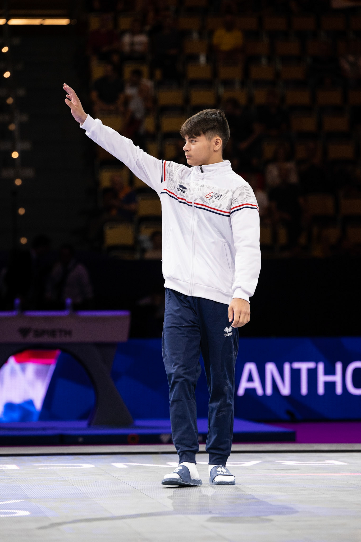 European Championships 2022, Apparatus Final, Presentation of AthletesDepicted: Anthony MansardPhoto taken in Munich, DEU on 2022-08-21Photo credits should read: Norman Seibert, CC BY-SA 4.0NIKON Z 9, NIKKOR Z 70-200mm f/2.8 VR S¹⁄₈₀₀ Sek. bei ƒ / 4,0File: DSC_4262.NEF