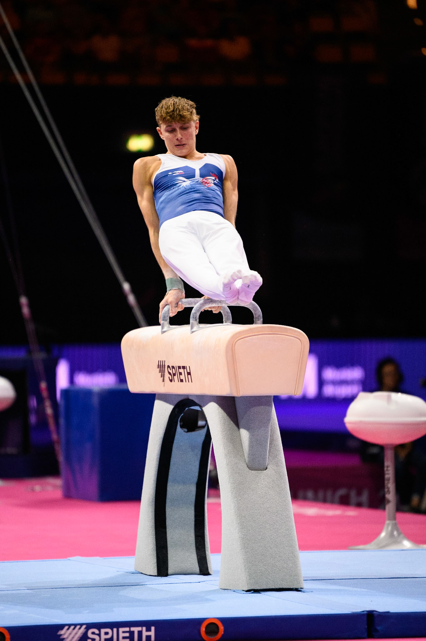 European Championships 2022, Apparatus Final, Pommel HorseDepicted: Benjamin OsbergerPhoto taken in Munich, DEU on 2022-08-21Photo credits should read: Norman Seibert, CC BY-SA 4.0NIKON Z 9, NIKKOR Z 70-200mm f/2.8 VR S¹⁄₁₆₀₀ Sek. bei ƒ / 2,8File: DSC_0726.NEF
