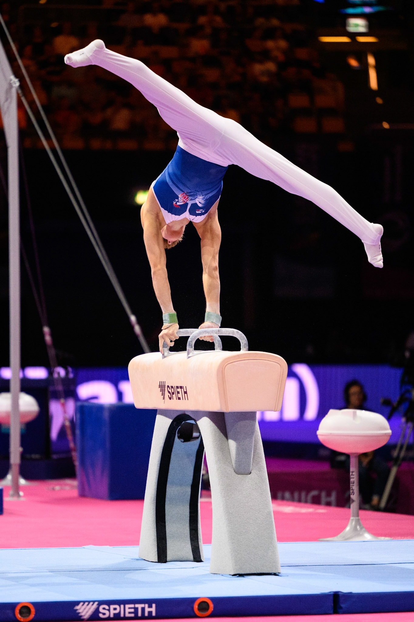 European Championships 2022, Apparatus Final, Pommel HorseDepicted: Benjamin OsbergerPhoto taken in Munich, DEU on 2022-08-21Photo credits should read: Norman Seibert, CC BY-SA 4.0NIKON Z 9, NIKKOR Z 70-200mm f/2.8 VR S¹⁄₁₆₀₀ Sek. bei ƒ / 2,8File: DSC_0649.NEF