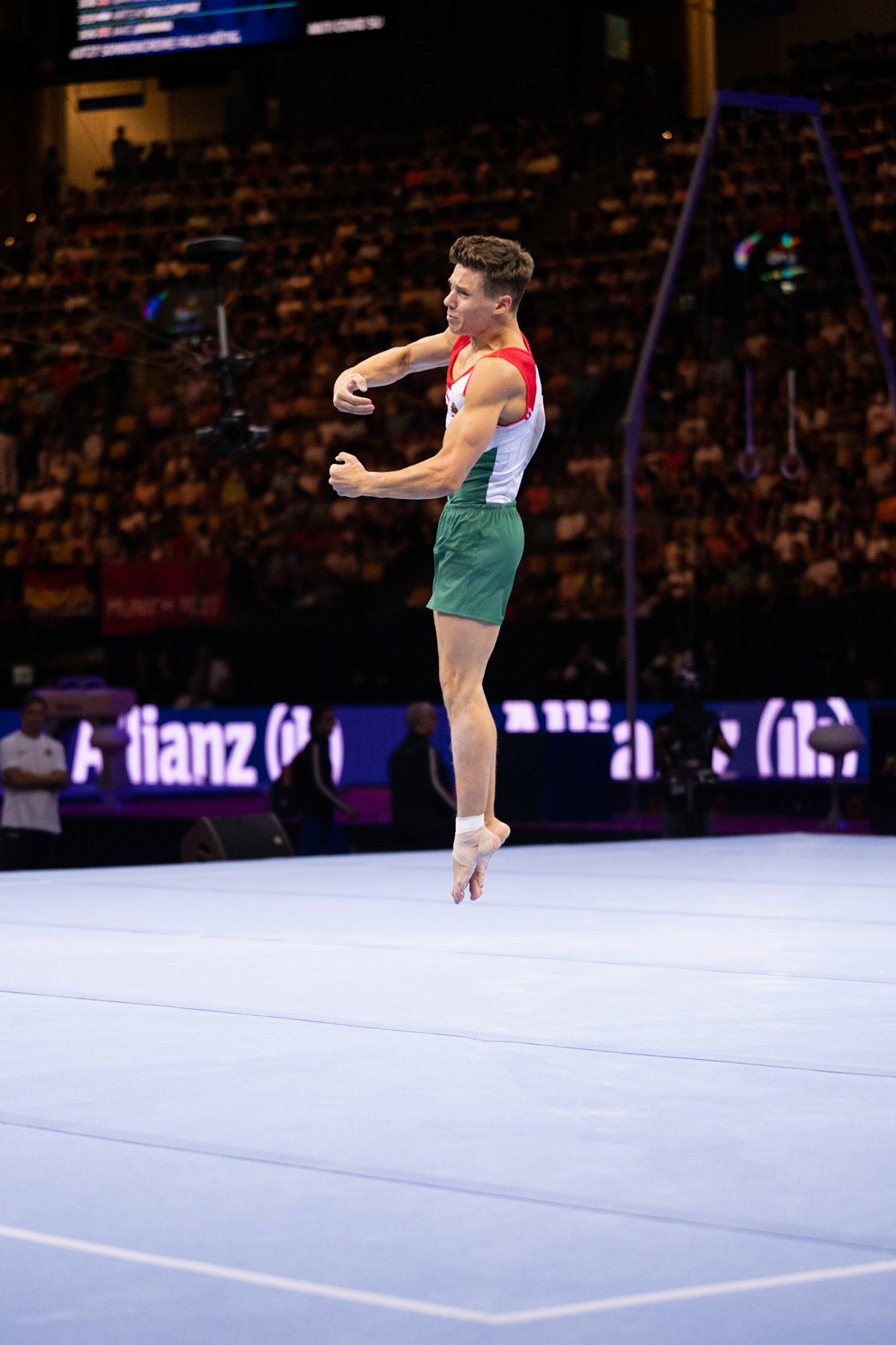 European Championships 2022, Apparatus Final, Floor ExerciseDepicted: Krisztofer MészárosPhoto taken in Munich, DEU on 2022-08-21Photo credits should read: Norman Seibert, CC BY-SA 4.0NIKON Z 9, NIKKOR Z 70-200mm f/2.8 VR S¹⁄₁₆₀₀ Sek. bei ƒ / 2,8File: DSC_7705.NEF