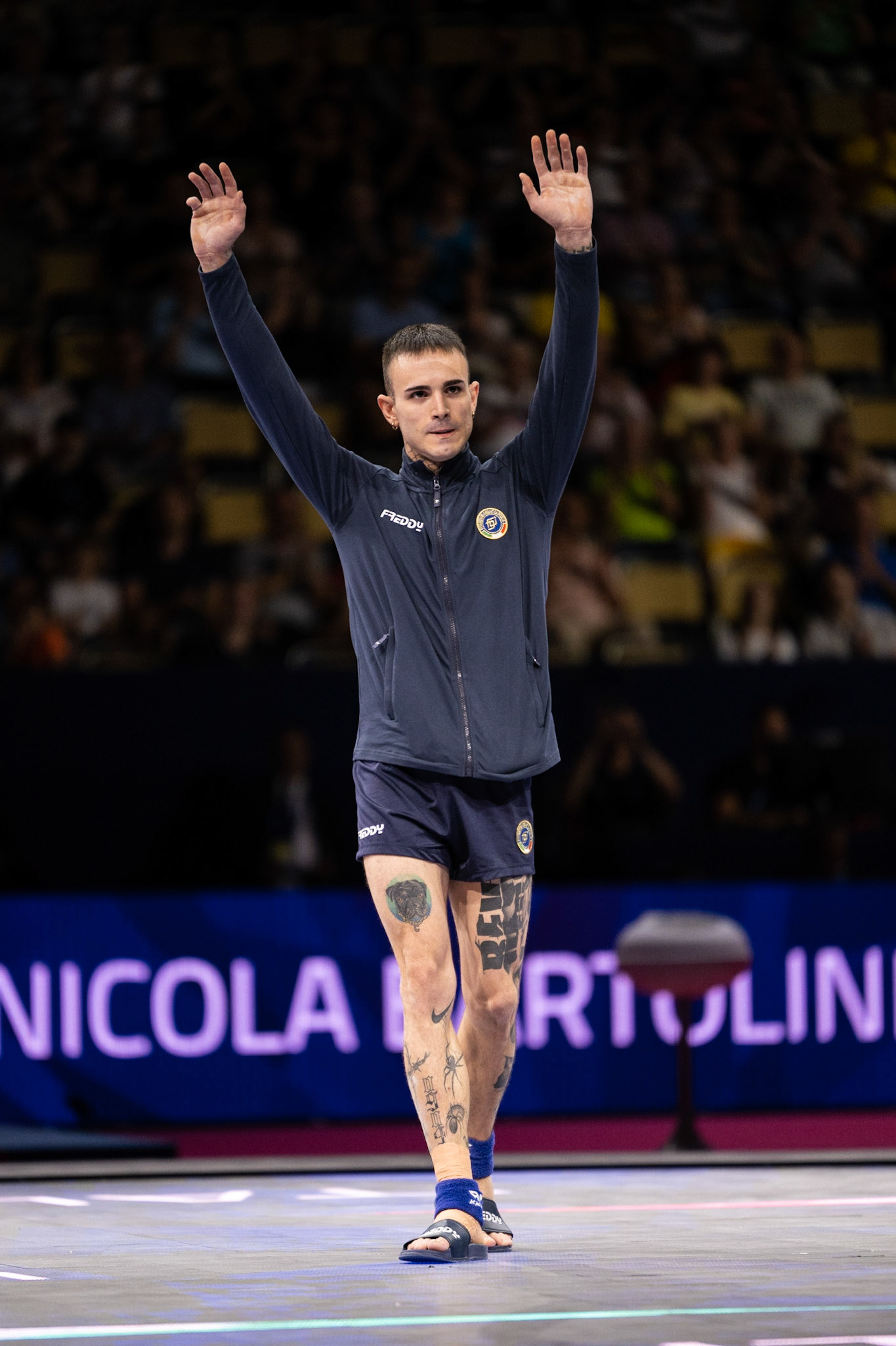 European Championships 2022, Apparatus Final, Presentation of AthletesDepicted: Nicola BartoliniPhoto taken in Munich, DEU on 2022-08-21Photo credits should read: Norman Seibert, CC BY-SA 4.0NIKON Z 9, NIKKOR Z 70-200mm f/2.8 VR S¹⁄₈₀₀ Sek. bei ƒ / 2,8File: DSC_7447.NEF