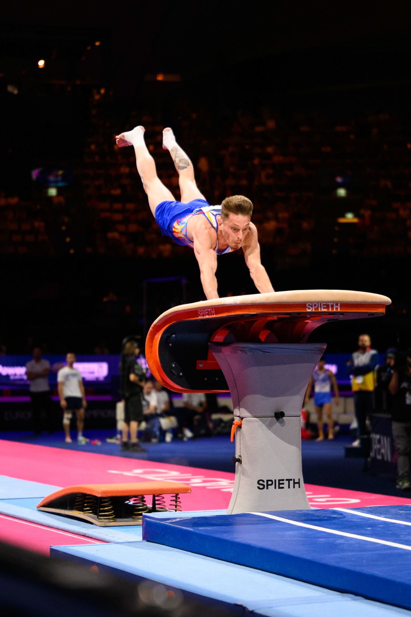European Championships 2022, Apparatus Final, VaultDepicted: Robert BurtanetePhoto taken in Munich, DEU on 2022-08-21Photo credits should read: Norman Seibert, CC BY-SA 4.0NIKON Z 9, NIKKOR Z 70-200mm f/2.8 VR S¹⁄₁₆₀₀ Sek. bei ƒ / 2,8File: DSC_3921.NEF