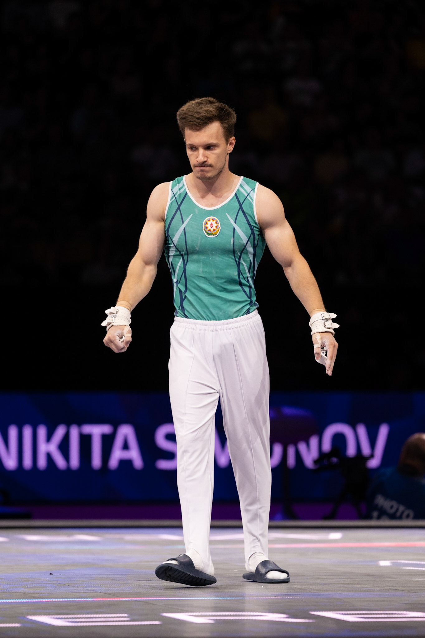 European Championships 2022, Apparatus Final, Presentation of AthletesDepicted: Nikita SimonovPhoto taken in Munich, DEU on 2022-08-21Photo credits should read: Norman Seibert, CC BY-SA 4.0NIKON Z 9, NIKKOR Z 70-200mm f/2.8 VR S¹⁄₈₀₀ Sek. bei ƒ / 4,0File: DSC_2042.NEF
