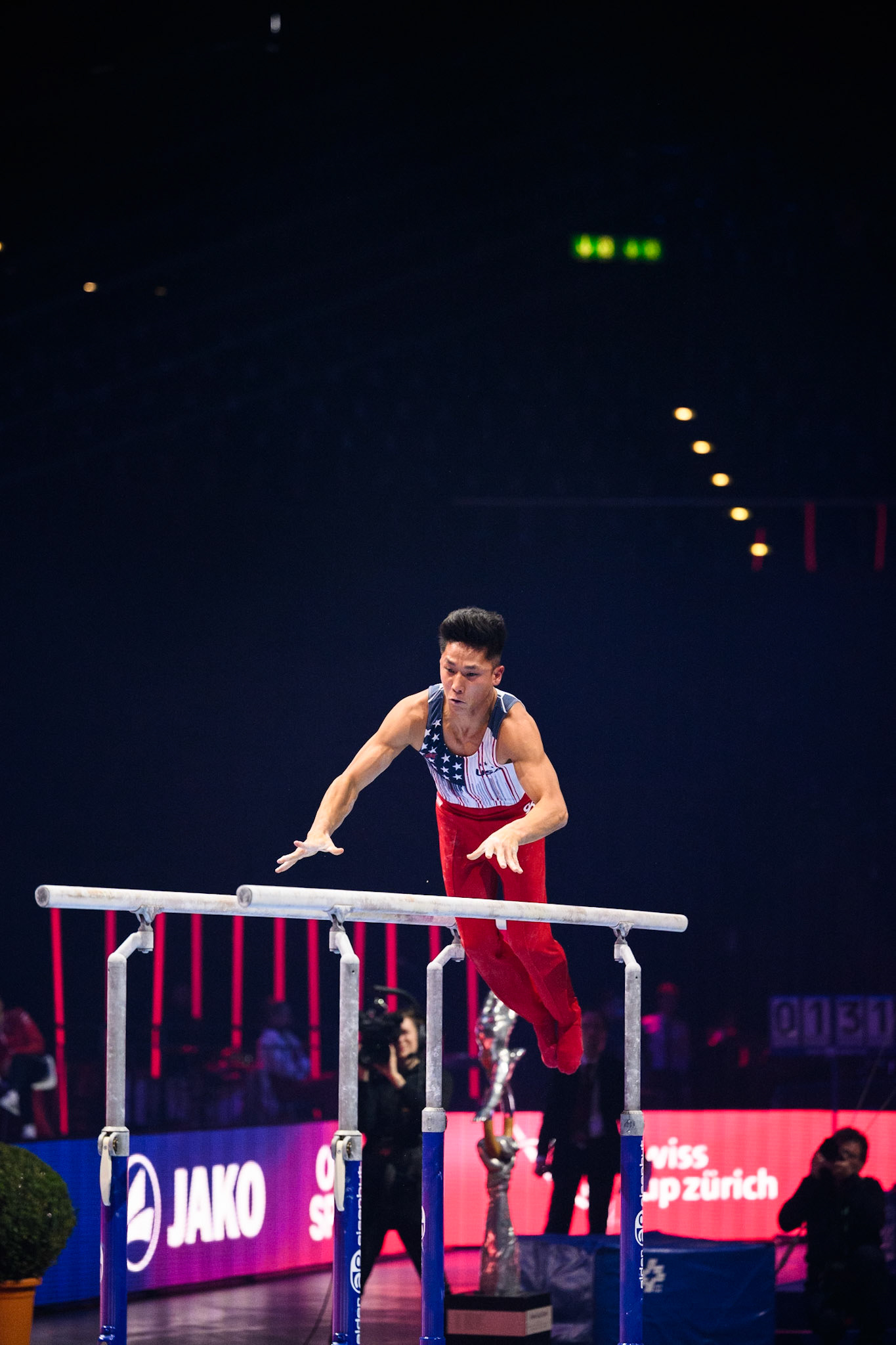 Swiss Cup Zurich 2022, Final, Parallel BarsDepicted: Yul MoldauerPhoto taken in Zurich, SUI on 2022-11-27Photo credits should read: Norman Seibert, CC BY-SA 4.0NIKON Z 9, NIKKOR Z 70-200mm f/2.8 VR S¹⁄₁₆₀₀ Sek. bei ƒ / 2,8File: DSC_2916.NEF