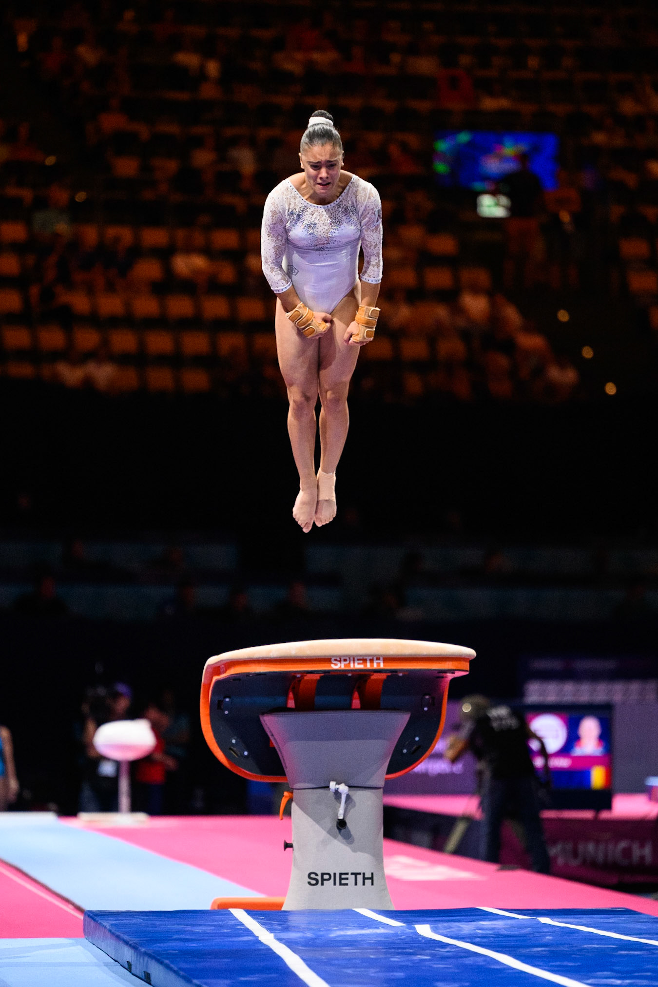 European Championships 2022, All-around Competition, VaultDepicted: Valentina GeorgievaPhoto taken in Munich, DEU on 2022-08-11Photo credits should read: Norman Seibert, CC BY-SA 4.0NIKON Z 9, NIKKOR Z 70-200mm f/2.8 VR S¹⁄₁₆₀₀ Sek. bei ƒ / 2,8File: DSC_2154.NEF