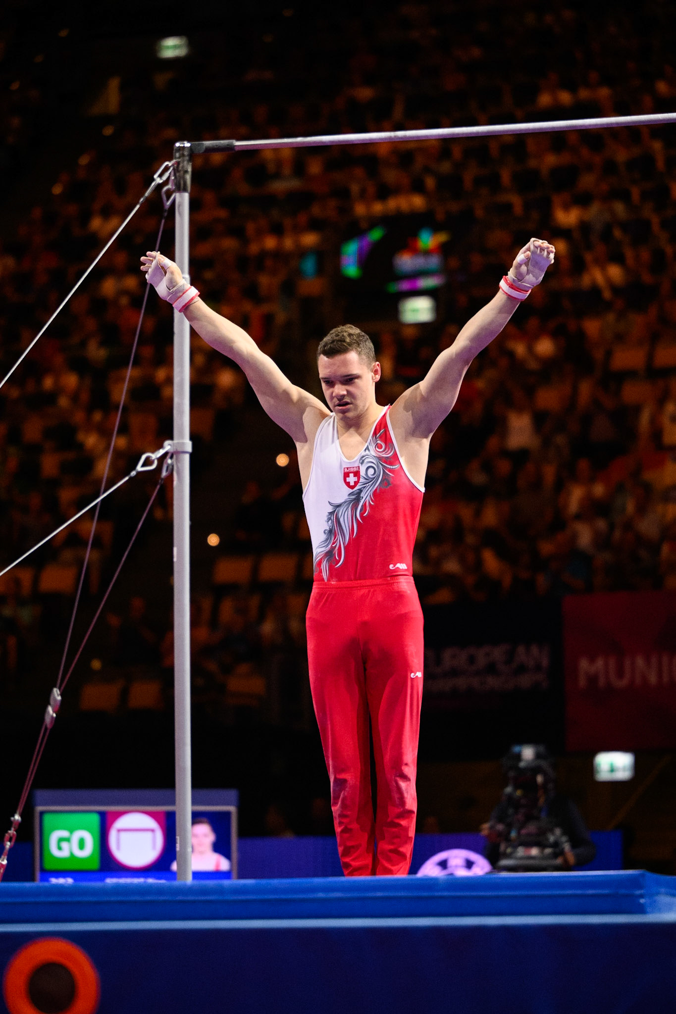 European Championships 2022, Apparatus Final, Horizontal BarDepicted: Noe SeifertPhoto taken in Munich, DEU on 2022-08-21Photo credits should read: Norman Seibert, CC BY-SA 4.0NIKON Z 9, NIKKOR Z 70-200mm f/2.8 VR S¹⁄₁₆₀₀ Sek. bei ƒ / 2,8File: DSC_9284 2.NEF