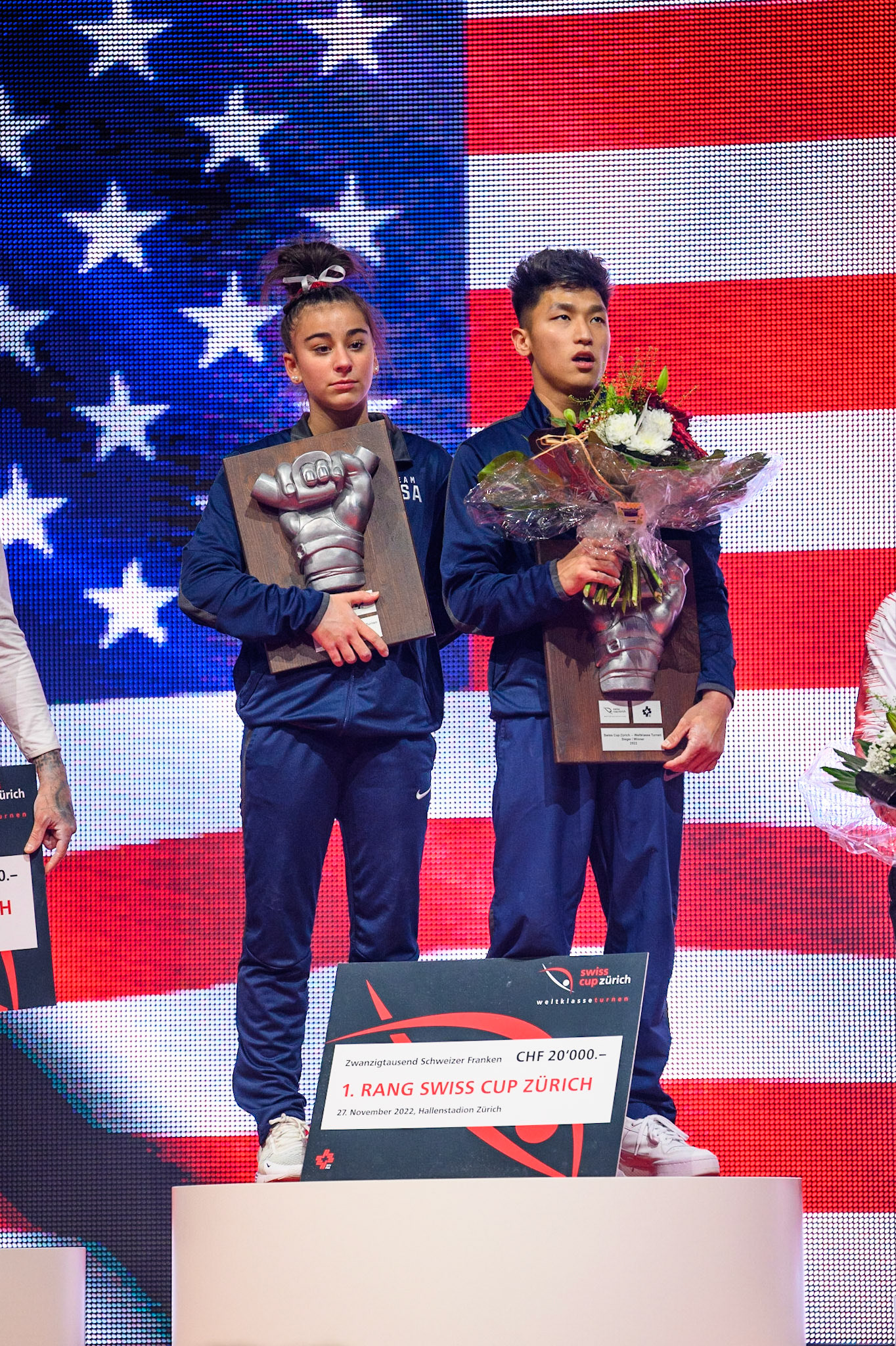 Swiss Cup Zurich 2022, Victory Ceremony, Depicted: Yul Moldauer, Addison FattaPhoto taken in Zurich, SUI on 2022-11-27Photo credits should read: Norman Seibert, CC BY-SA 4.0NIKON Z 9, NIKKOR Z 70-200mm f/2.8 VR S¹⁄₈₀₀ Sek. bei ƒ / 2,8File: DSC_3476.NEF