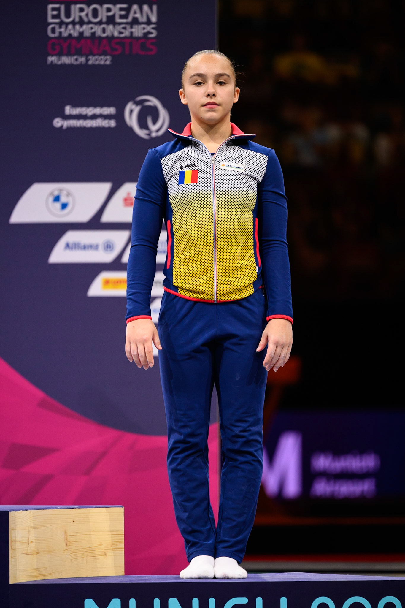 European Championships 2022, Apparatus Final, Victory CeremonyDepicted: Amalia PufleaPhoto taken in Munich, DEU on 2022-08-14Photo credits should read: Norman Seibert, CC BY-SA 4.0NIKON Z 9, NIKKOR Z 70-200mm f/2.8 VR S¹⁄₆₄₀ Sek. bei ƒ / 2,8File: DSC_4703.NEF