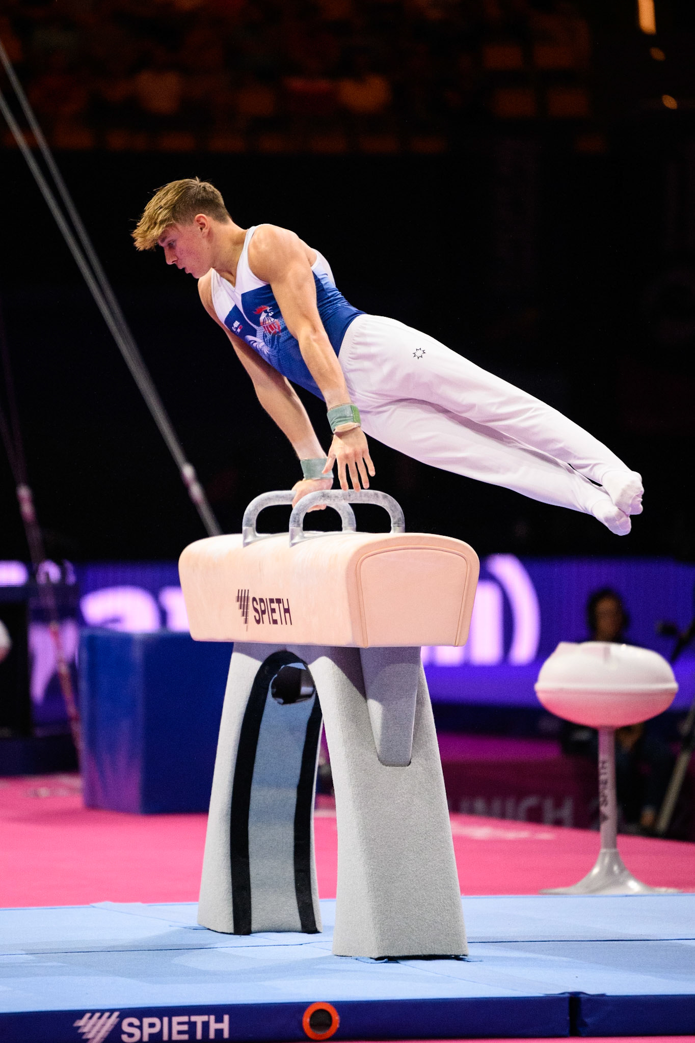 European Championships 2022, Apparatus Final, Pommel HorseDepicted: Benjamin OsbergerPhoto taken in Munich, DEU on 2022-08-21Photo credits should read: Norman Seibert, CC BY-SA 4.0NIKON Z 9, NIKKOR Z 70-200mm f/2.8 VR S¹⁄₁₆₀₀ Sek. bei ƒ / 2,8File: DSC_0679.NEF