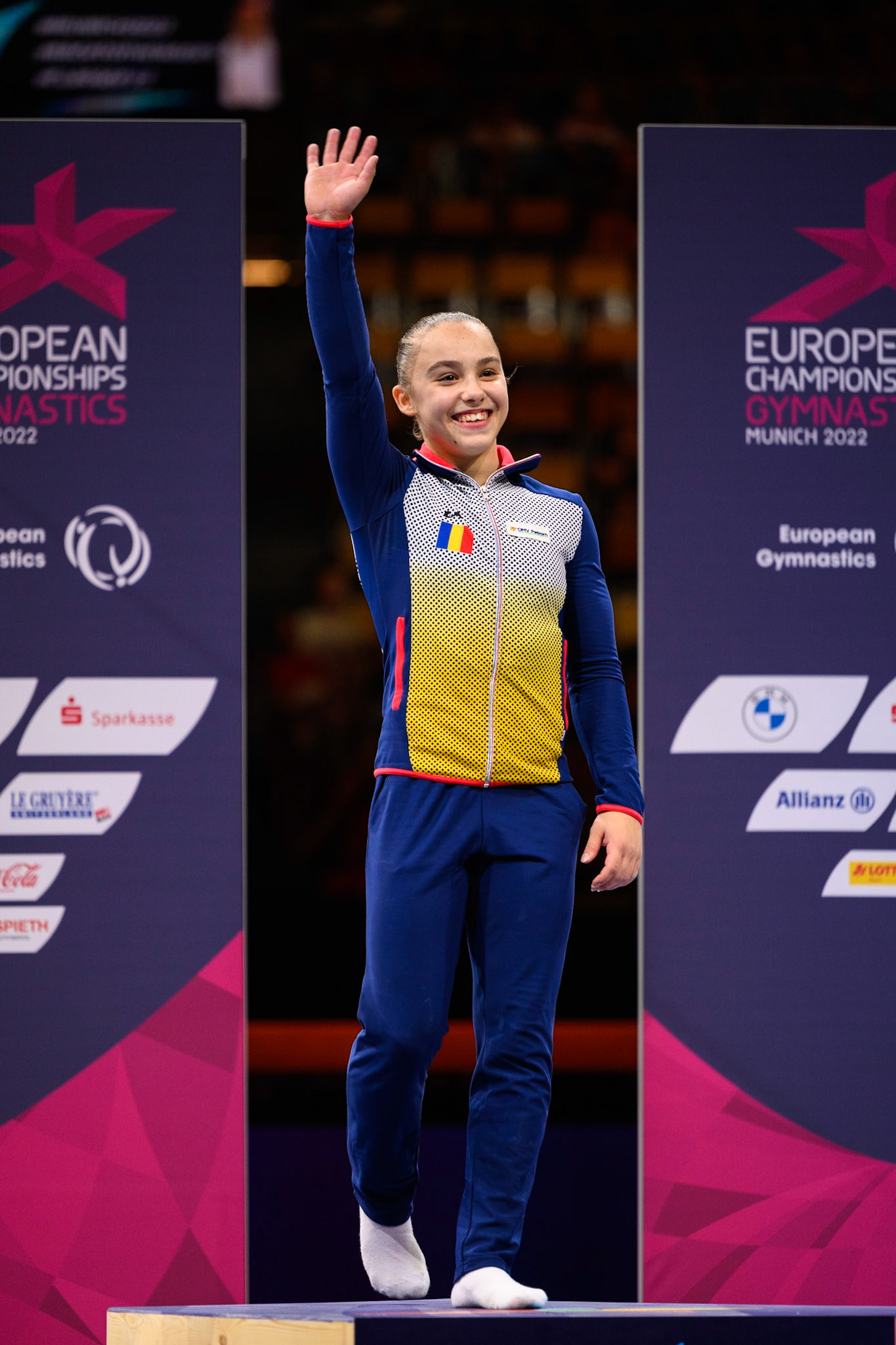 European Championships 2022, Apparatus Final, Victory CeremonyDepicted: Amalia PufleaPhoto taken in Munich, DEU on 2022-08-14Photo credits should read: Norman Seibert, CC BY-SA 4.0NIKON Z 9, NIKKOR Z 70-200mm f/2.8 VR S¹⁄₆₄₀ Sek. bei ƒ / 2,8File: DSC_7582.NEF