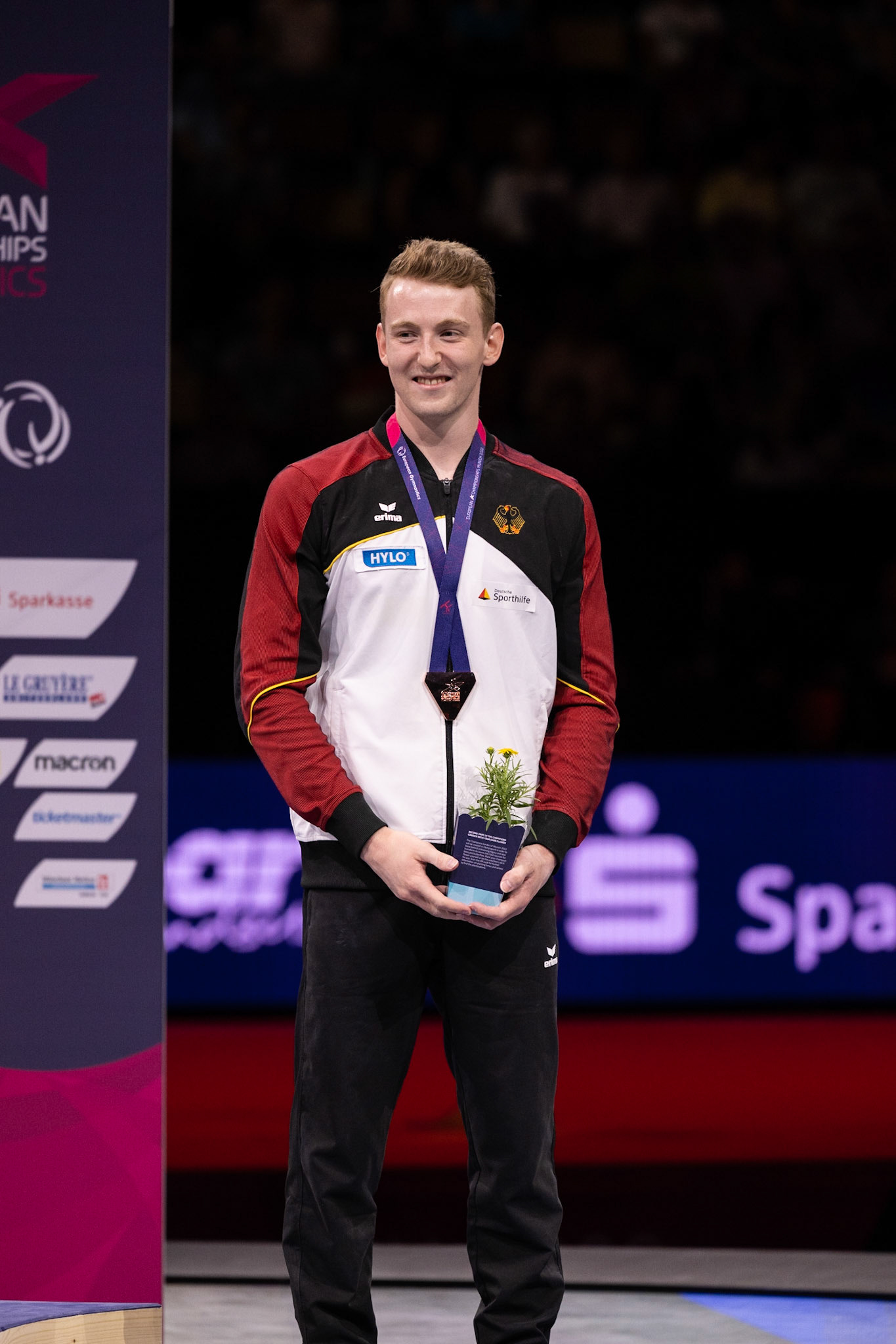 European Championships 2022, Apparatus Final, Pommel HorseDepicted: Nils DunkelPhoto taken in Munich, DEU on 2022-08-21Photo credits should read: Norman Seibert, CC BY-SA 4.0NIKON Z 9, NIKKOR Z 70-200mm f/2.8 VR S¹⁄₈₀₀ Sek. bei ƒ / 4,0File: DSC_1911.NEF