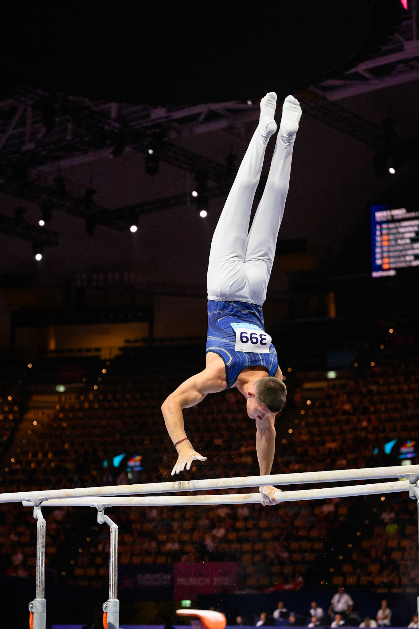European Championships 2022, All-around Competition, Parallel BarsDepicted: Illia KovtunPhoto taken in Munich, DEU on 2022-08-18Photo credits should read: Norman Seibert, CC BY-SA 4.0NIKON Z 9, NIKKOR Z 70-200mm f/2.8 VR S¹⁄₁₆₀₀ Sek. bei ƒ / 2,8File: DSC_6284.NEF