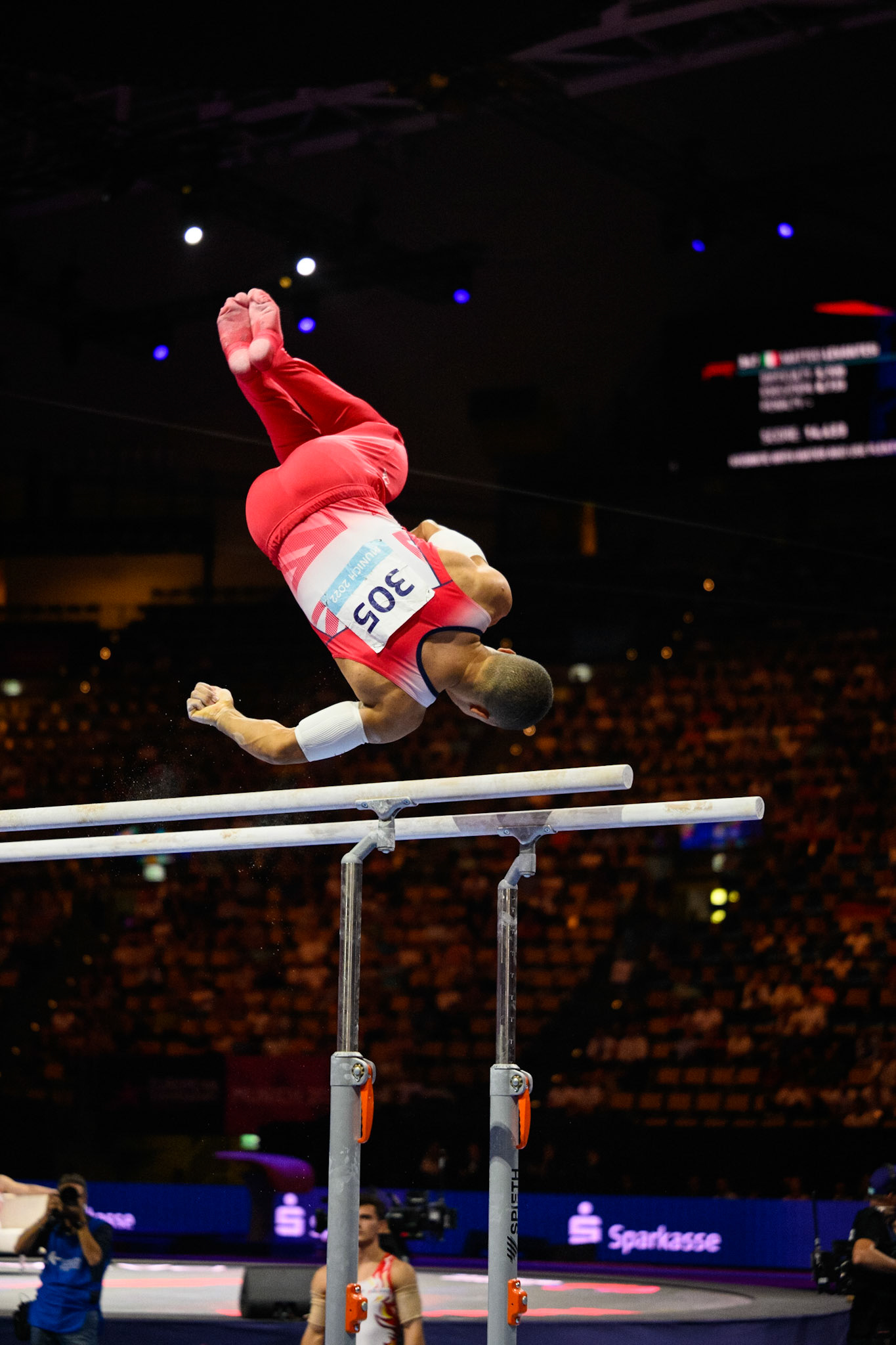 European Championships 2022, Apparatus Final, Parallel BarsDepicted: Joe FraserPhoto taken in Munich, DEU on 2022-08-21Photo credits should read: Norman Seibert, CC BY-SA 4.0NIKON Z 9, NIKKOR Z 70-200mm f/2.8 VR S¹⁄₁₆₀₀ Sek. bei ƒ / 2,8File: DSC_5587.NEF