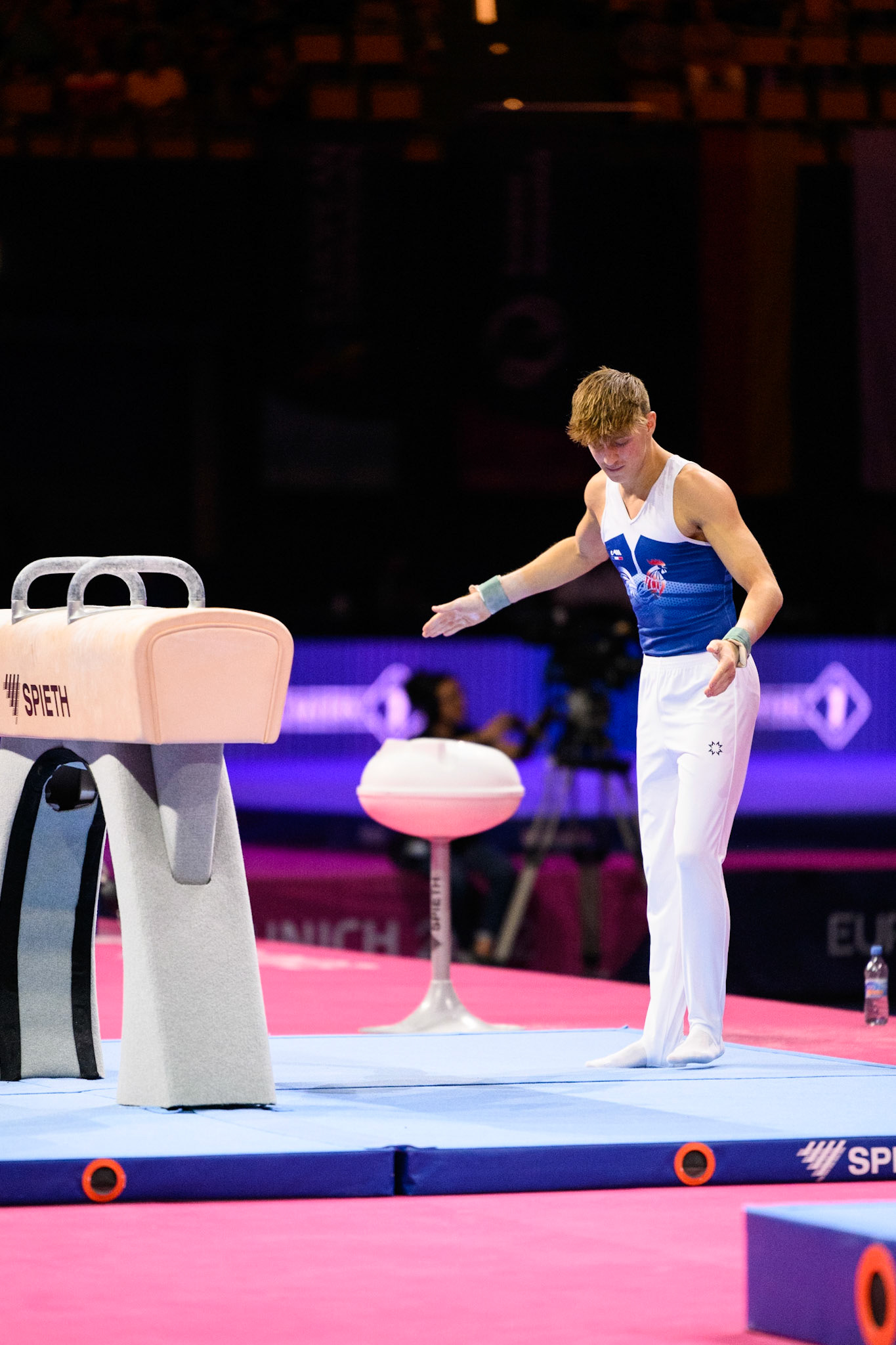 European Championships 2022, Apparatus Final, Pommel HorseDepicted: Benjamin OsbergerPhoto taken in Munich, DEU on 2022-08-21Photo credits should read: Norman Seibert, CC BY-SA 4.0NIKON Z 9, NIKKOR Z 70-200mm f/2.8 VR S¹⁄₁₆₀₀ Sek. bei ƒ / 2,8File: DSC_0918.NEF