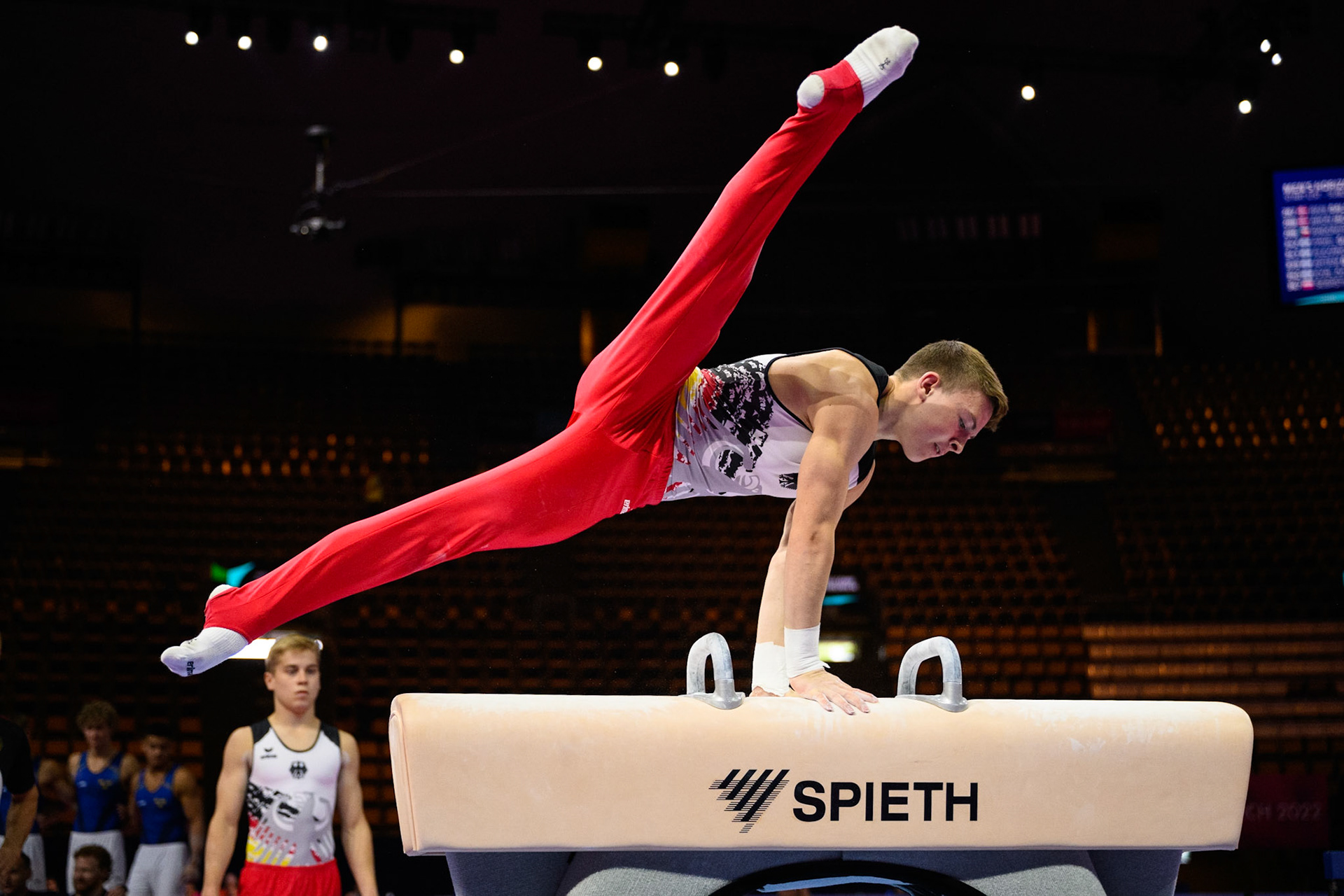 European Championships 2022, Podium Training, Pommel HorseDepicted: Daniel MousichidisPhoto taken in Munich, DEU on 2022-08-17Photo credits should read: Norman Seibert, CC BY-SA 4.0NIKON Z 9, NIKKOR Z 24-70mm f/2.8 S¹⁄₁₆₀₀ Sek. bei ƒ / 2,8File: DSC_2625.NEF
